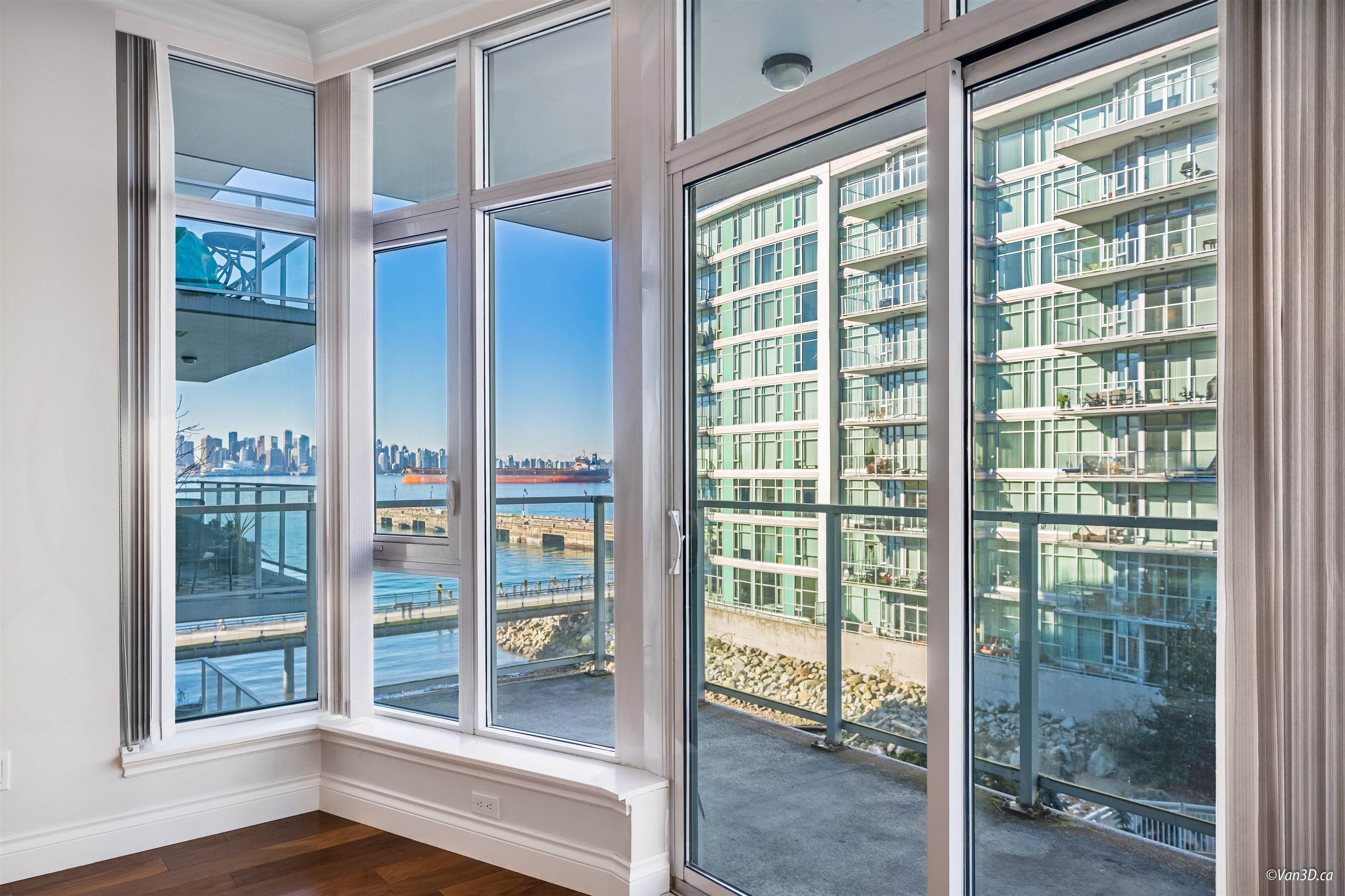 Listing image of 305 185 VICTORY SHIP WAY