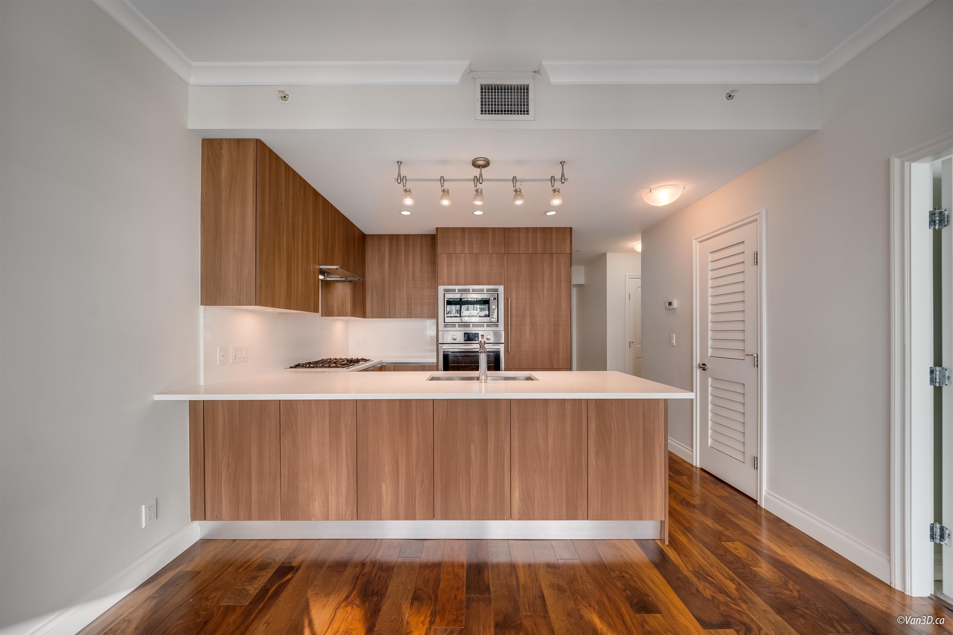 Listing image of 305 185 VICTORY SHIP WAY