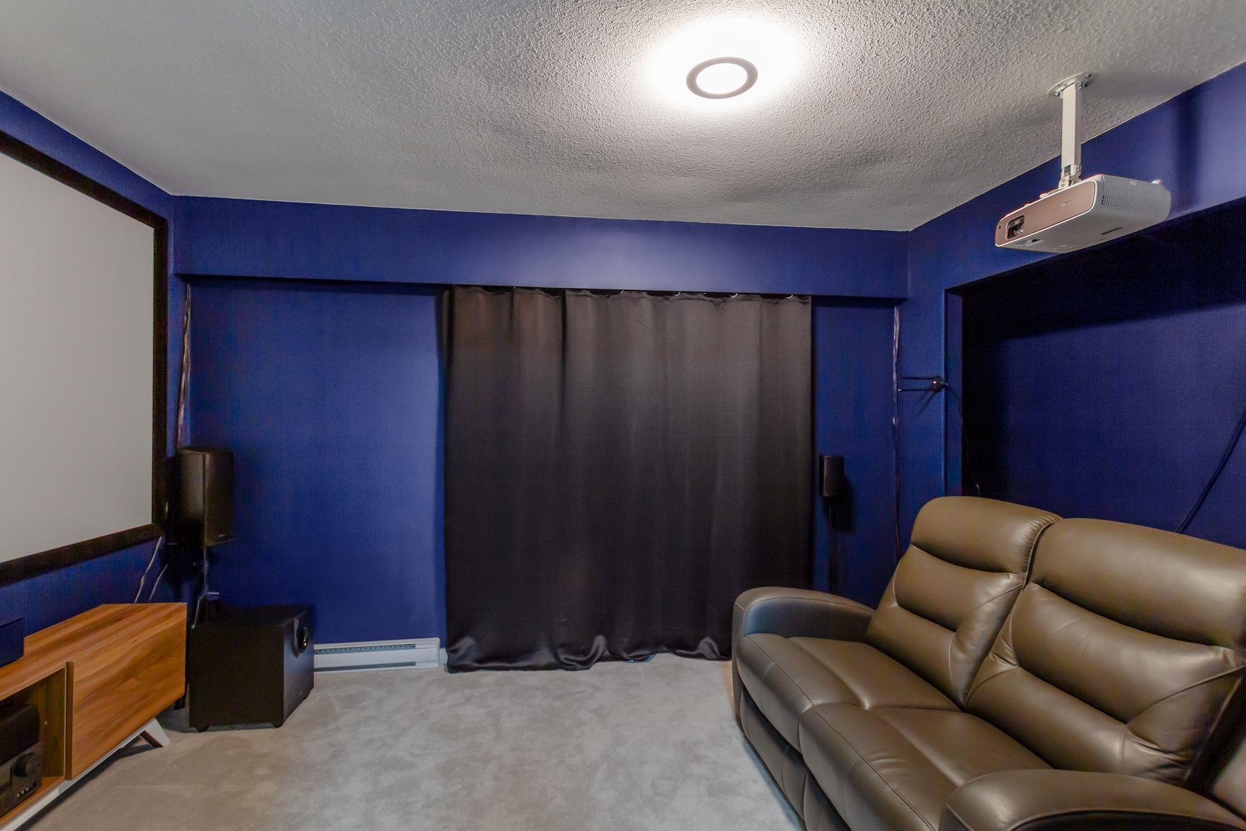 Listing image of 5655 WHITE PINE LANE