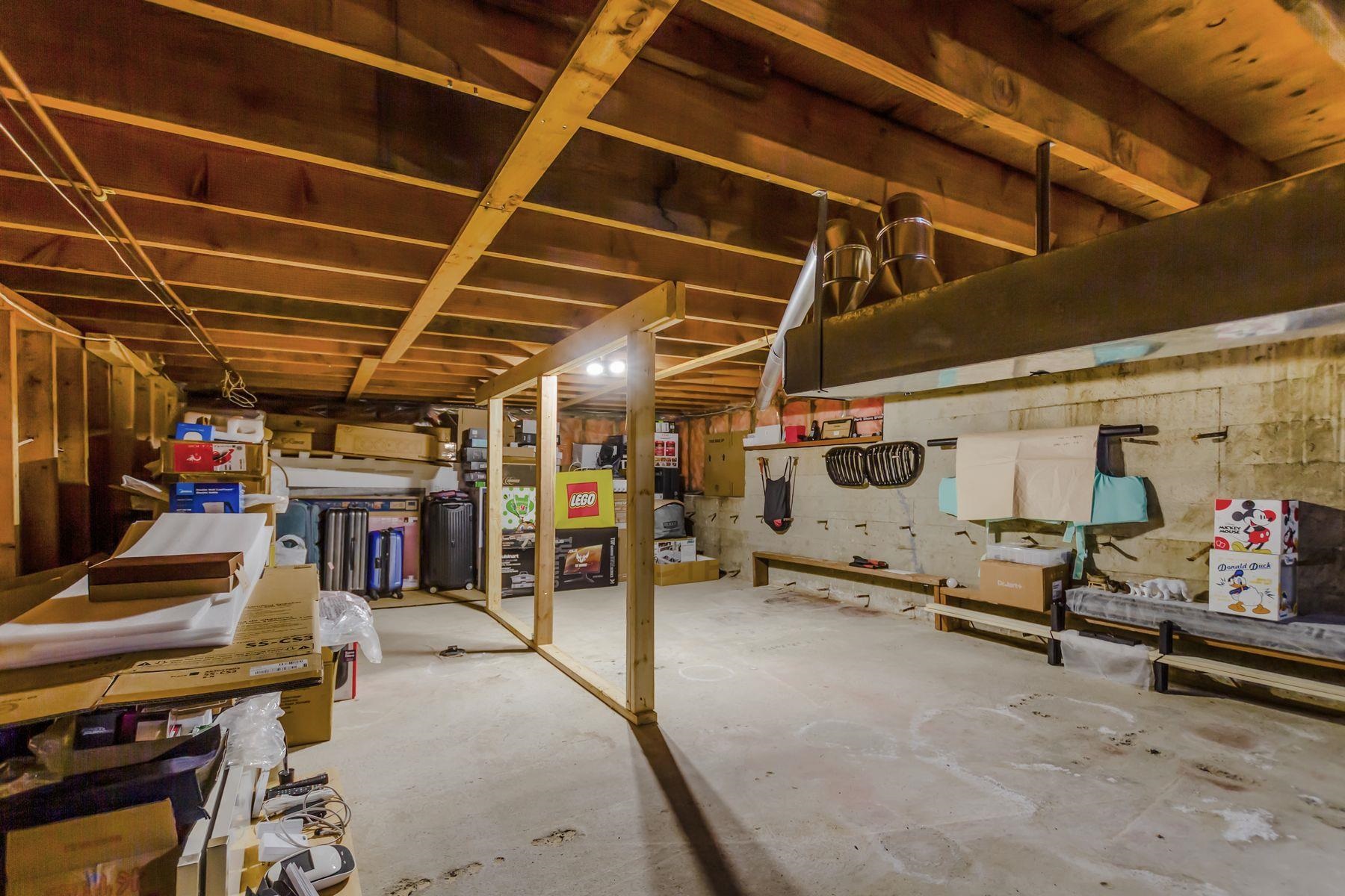 Listing image of 5655 WHITE PINE LANE