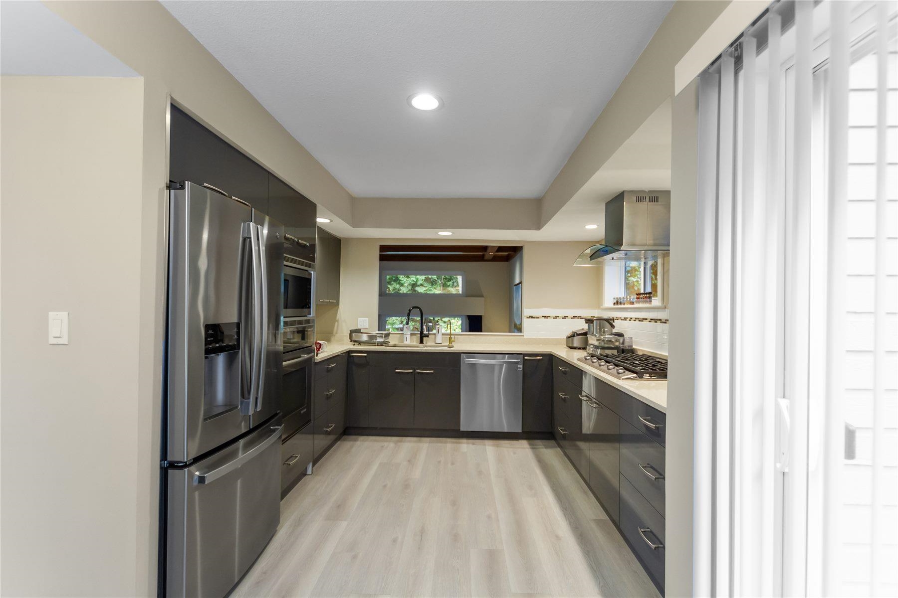 Listing image of 5655 WHITE PINE LANE
