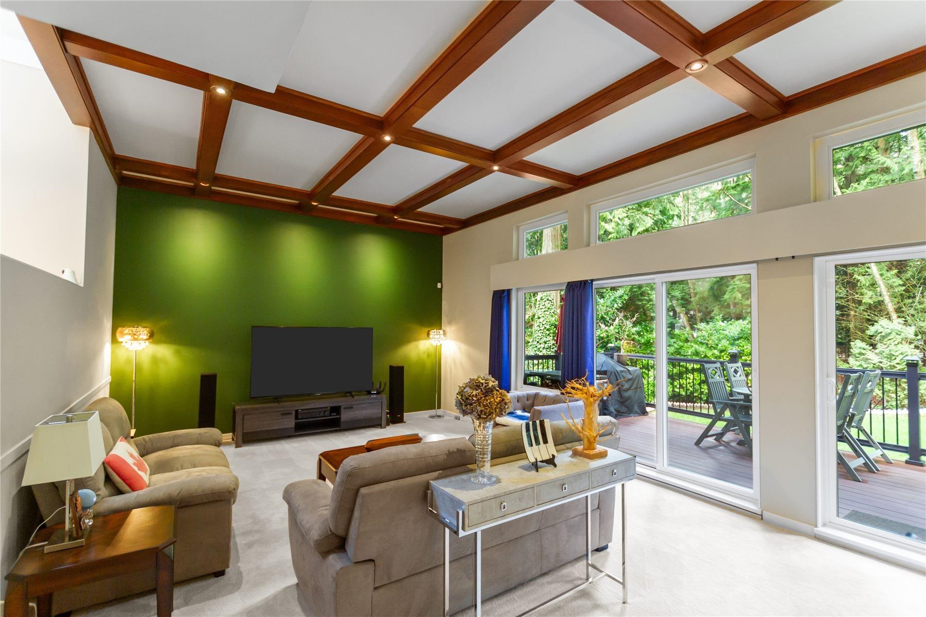 Listing image of 5655 WHITE PINE LANE
