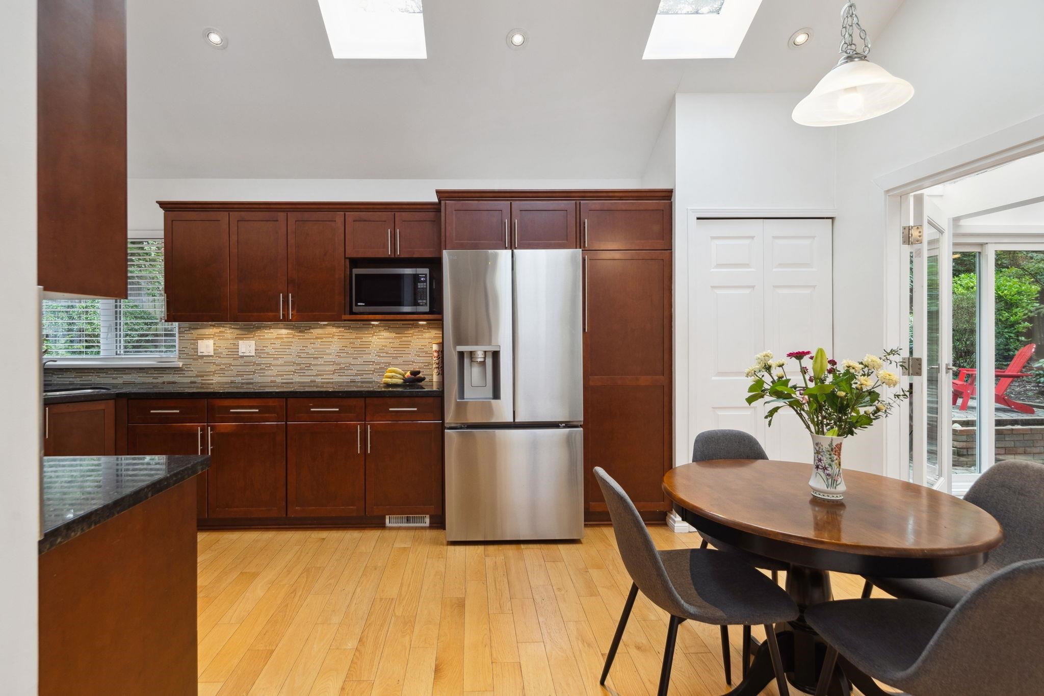 Listing image of 6020 GLENWYND PLACE