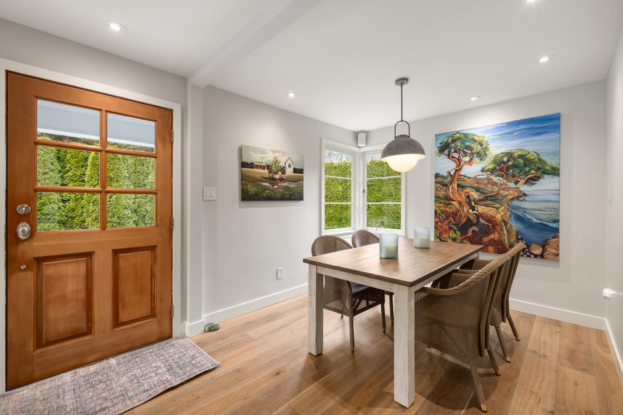 Listing image of 5648 EAGLE HARBOUR ROAD
