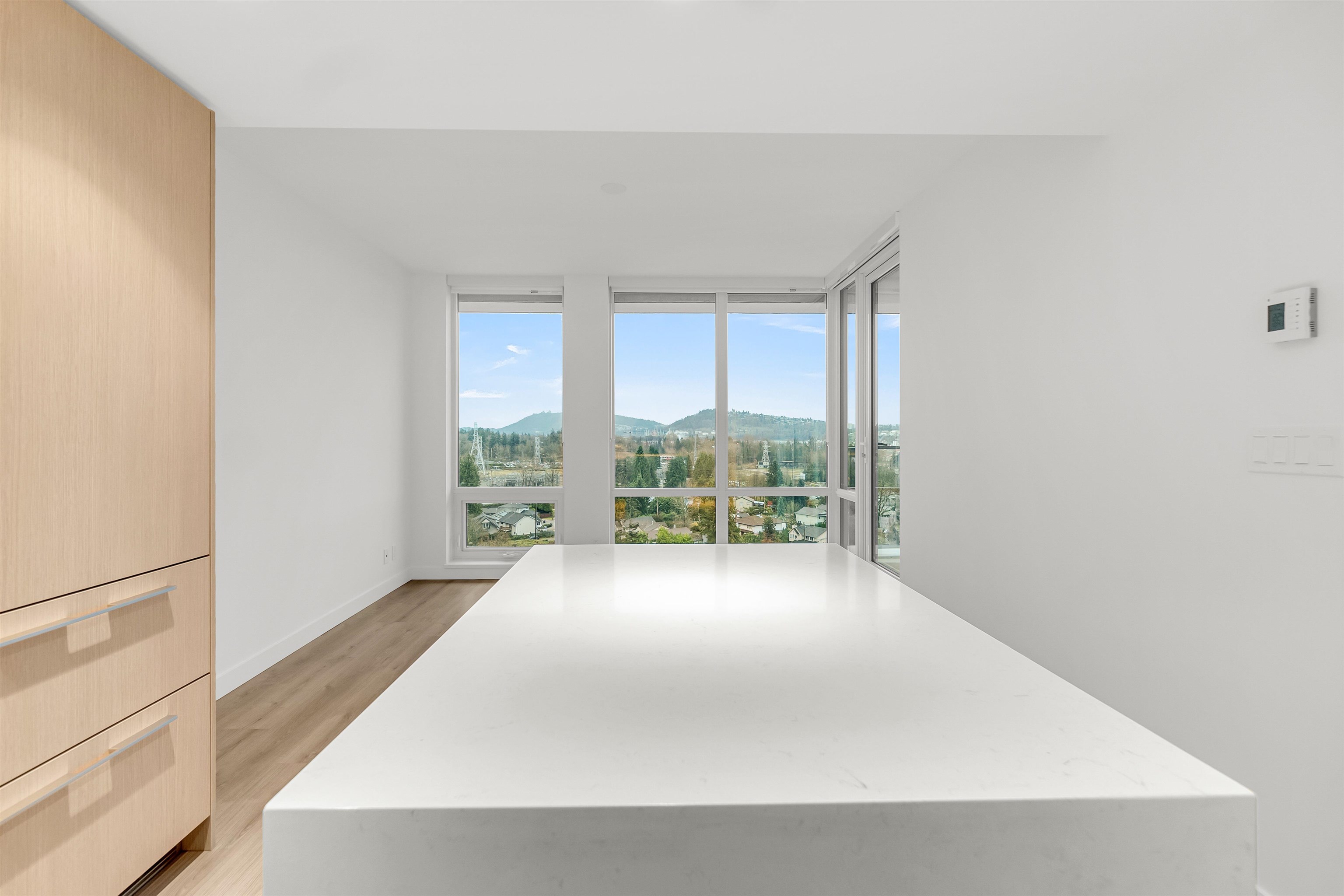 Listing image of 1205 1500 FERN STREET
