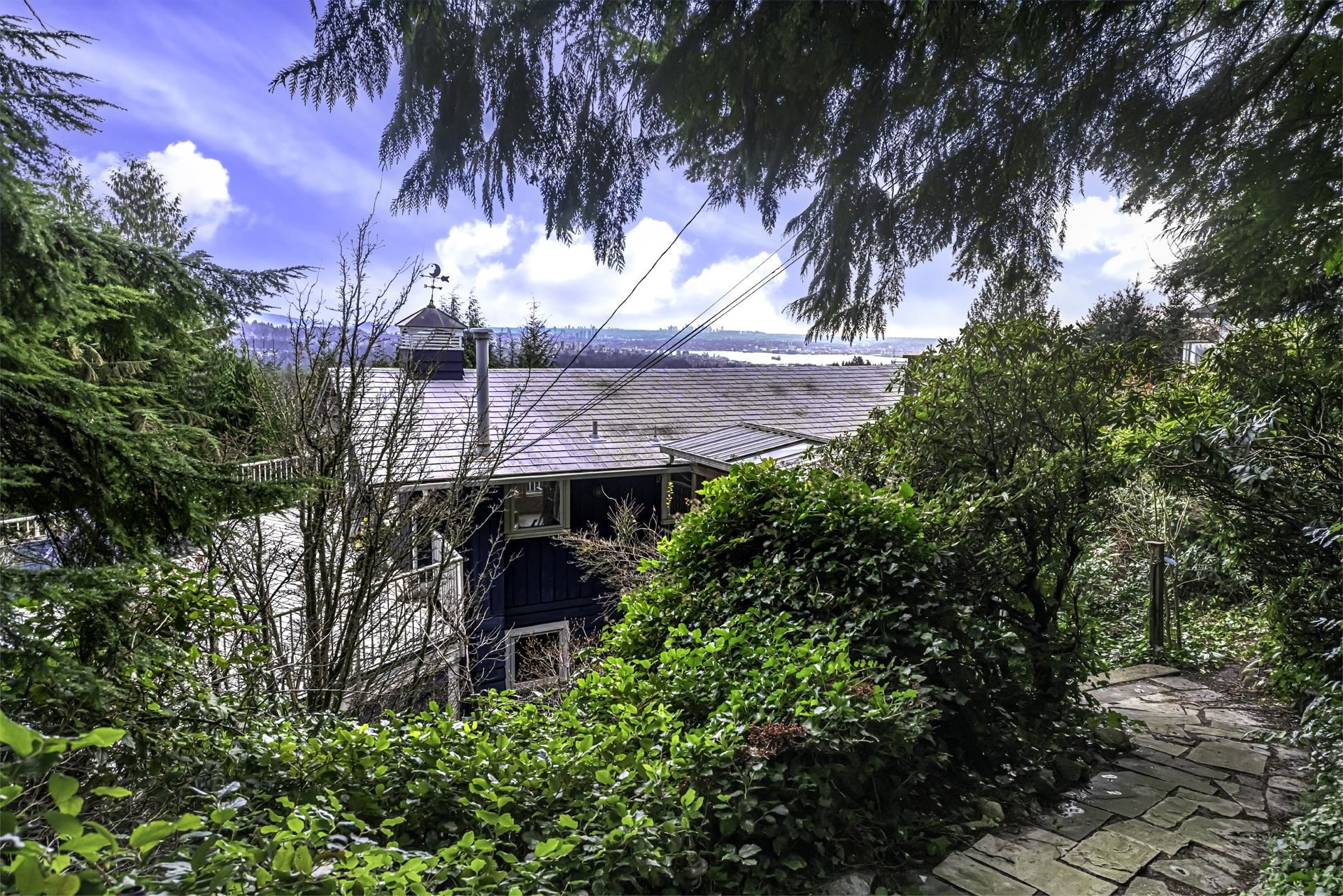 Listing image of 510 ST. ANDREWS ROAD