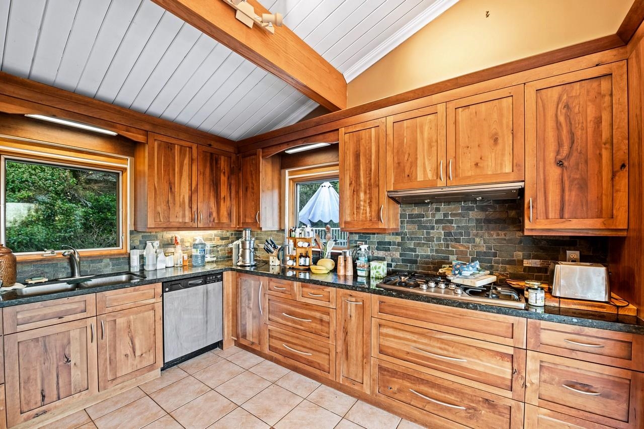Listing image of 510 ST. ANDREWS ROAD