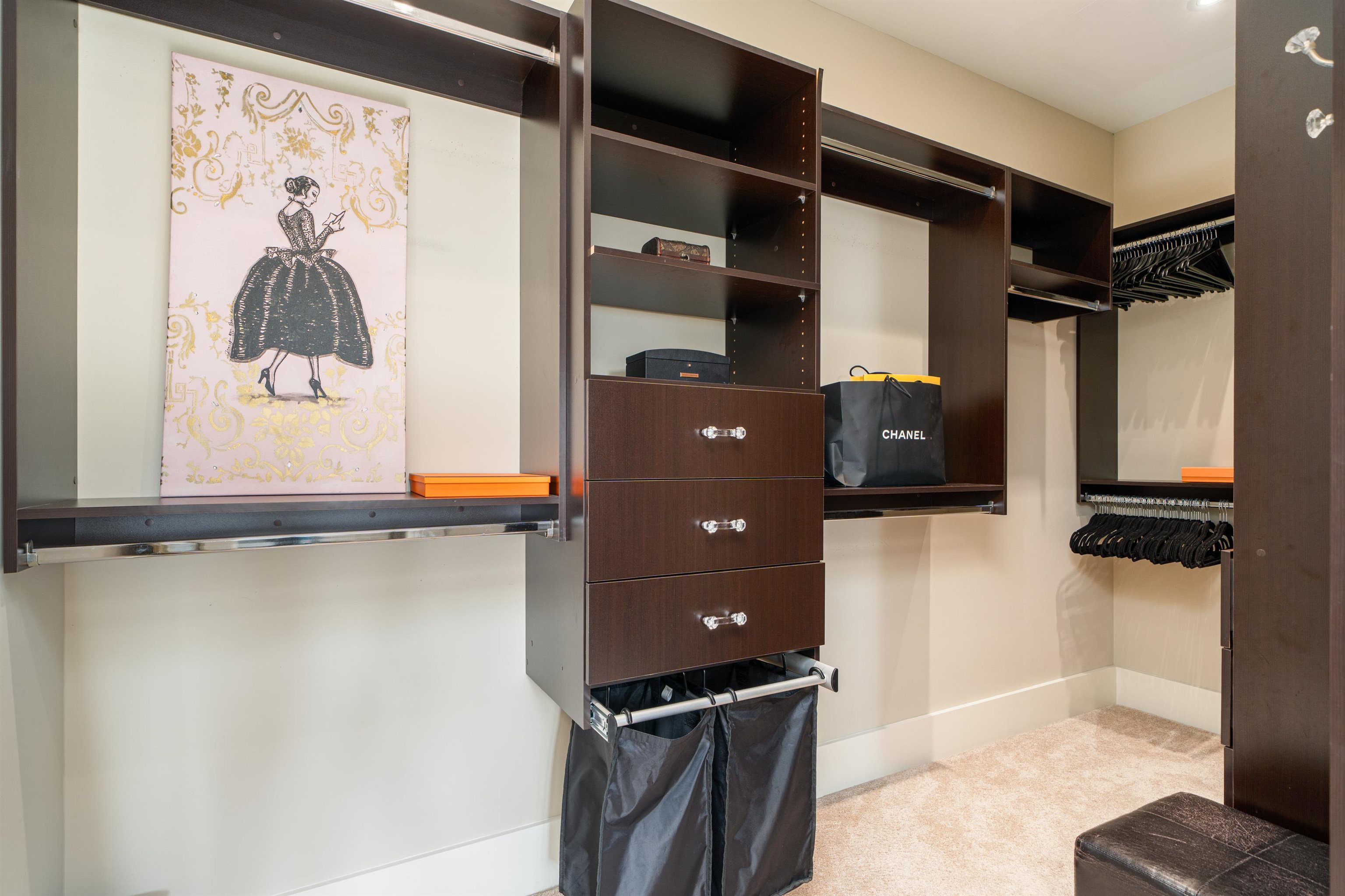 Listing image of 2285 KINGS AVENUE