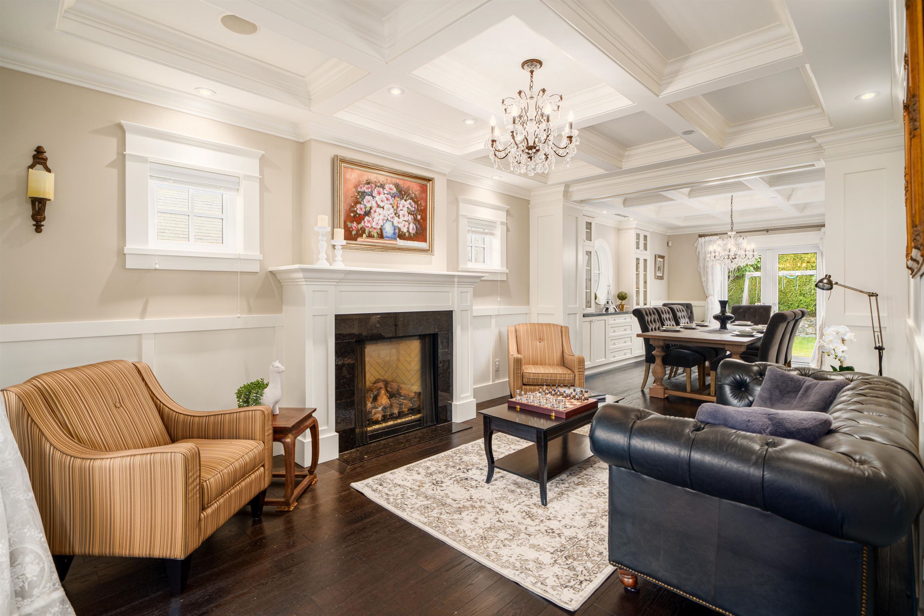 Listing image of 2285 KINGS AVENUE