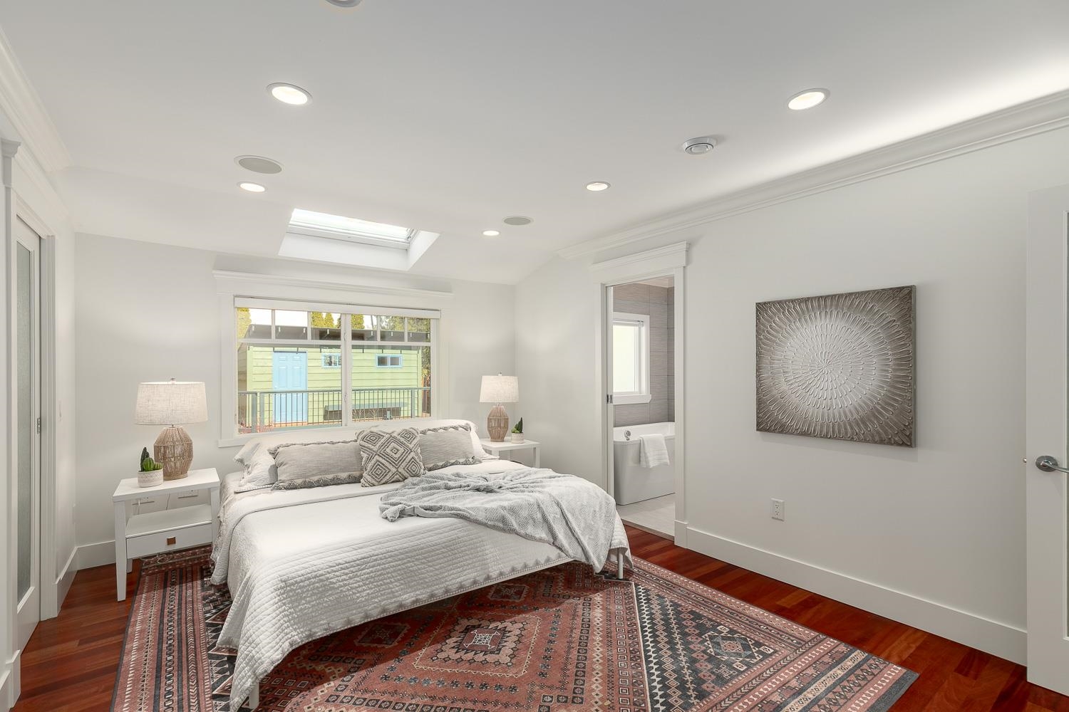 Listing image of 716 E 29TH STREET