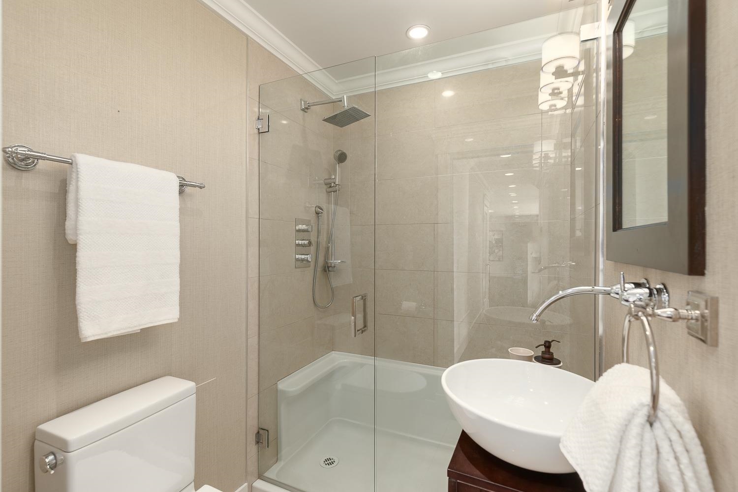 Listing image of 716 E 29TH STREET