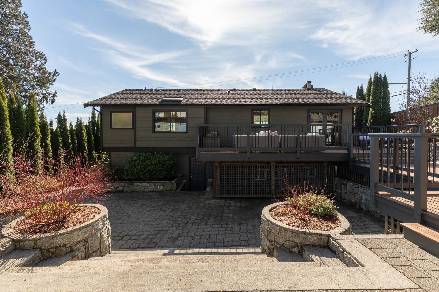 Listing image of 716 E 29TH STREET