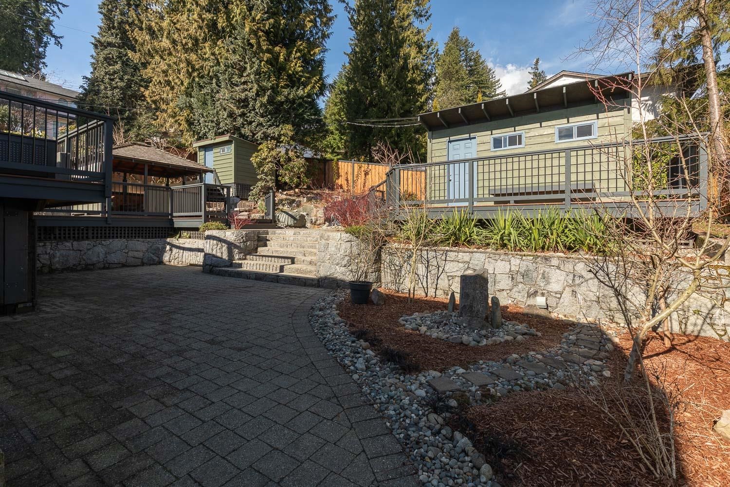 Listing image of 716 E 29TH STREET