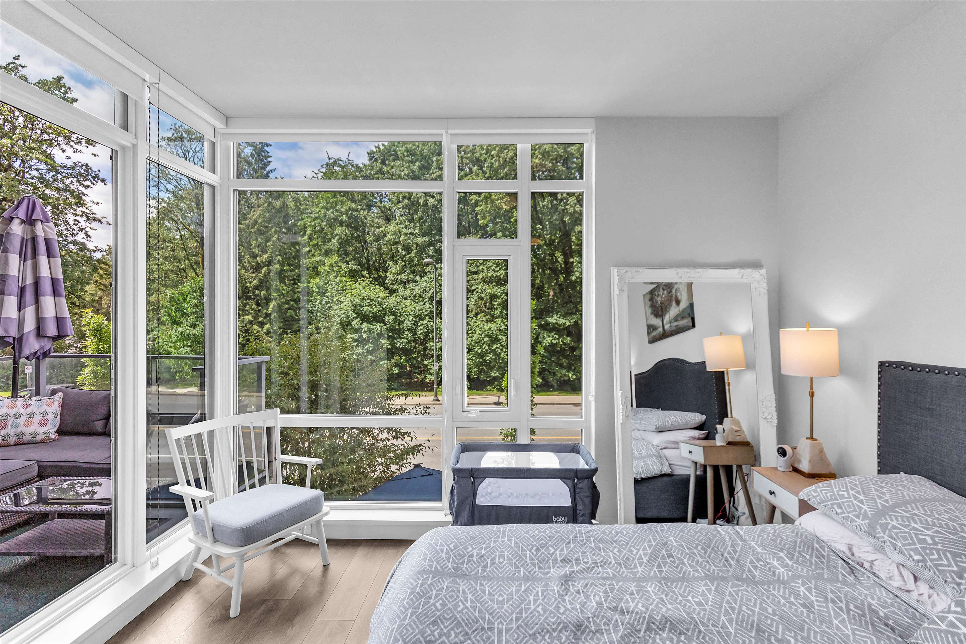 Listing image of 104 680 SEYLYNN CRESCENT