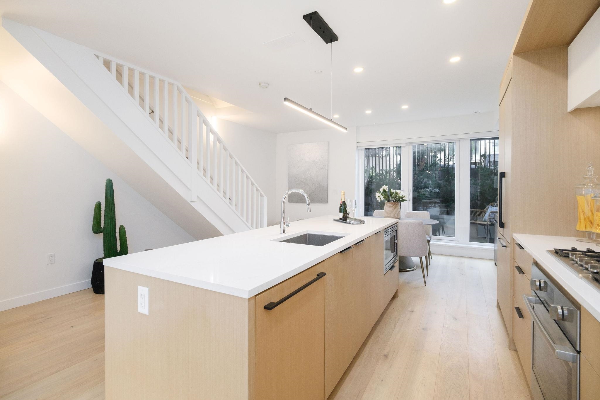 Listing image of 114 649 E 3RD STREET