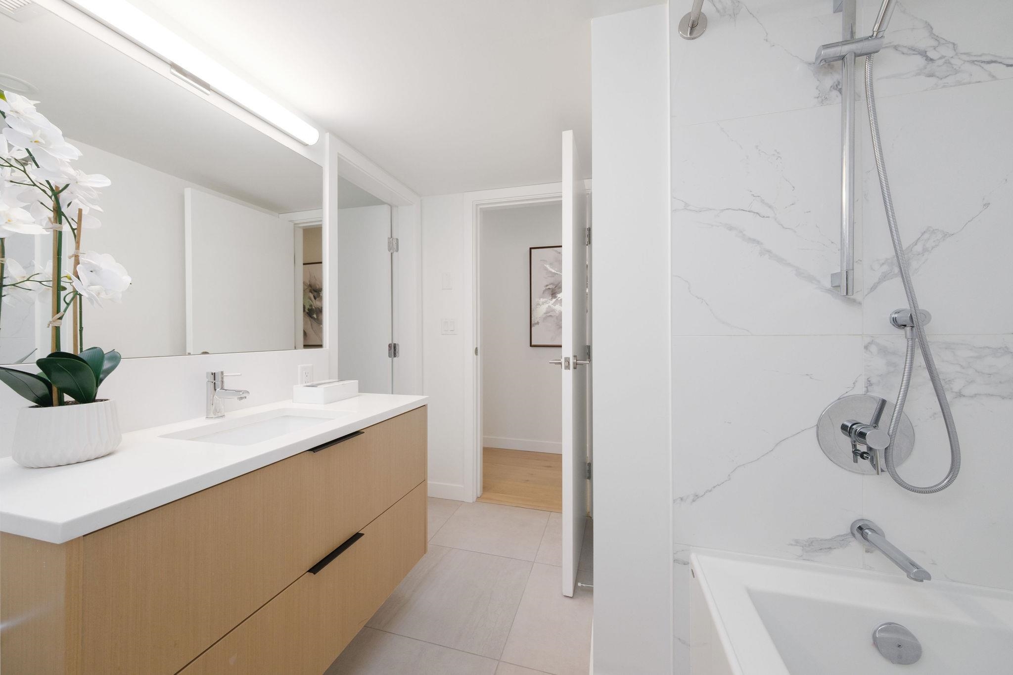 Listing image of 114 649 E 3RD STREET