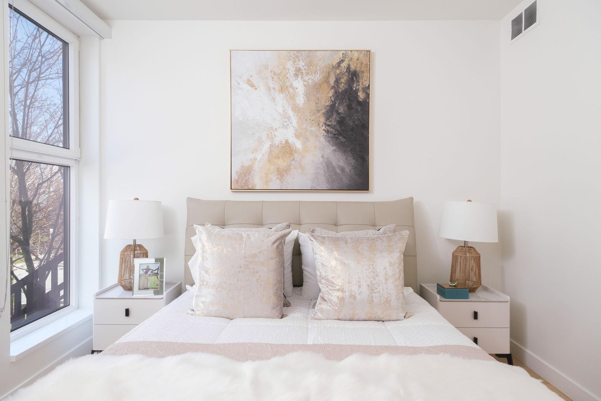 Listing image of 114 649 E 3RD STREET