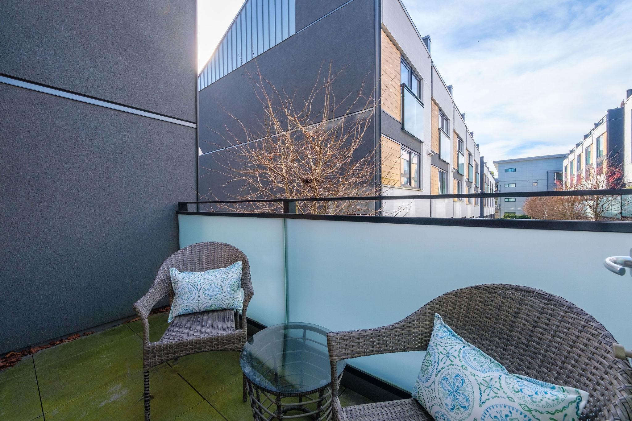Listing image of 114 649 E 3RD STREET