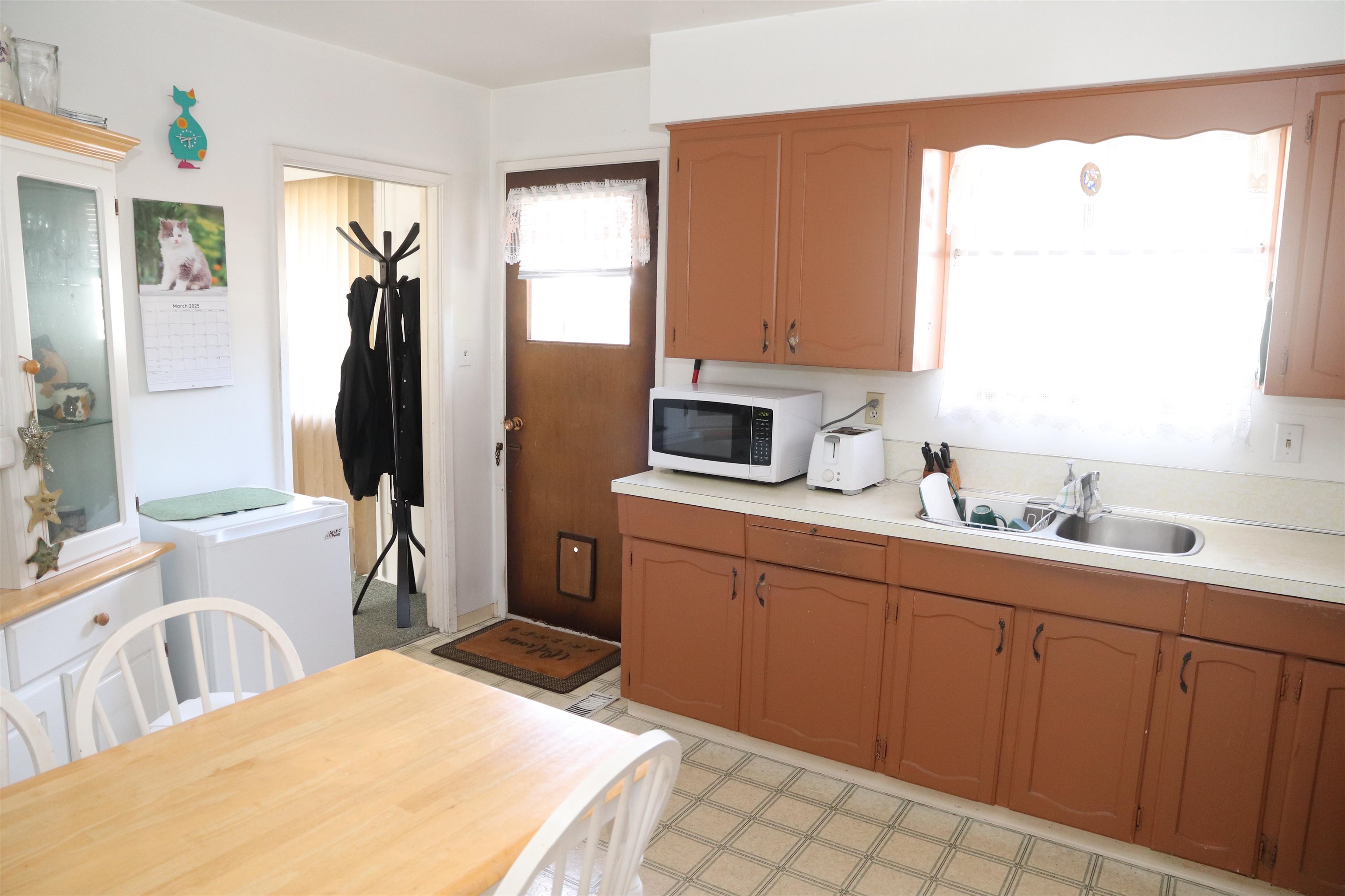 Listing image of 2125 BOULEVARD CRESCENT