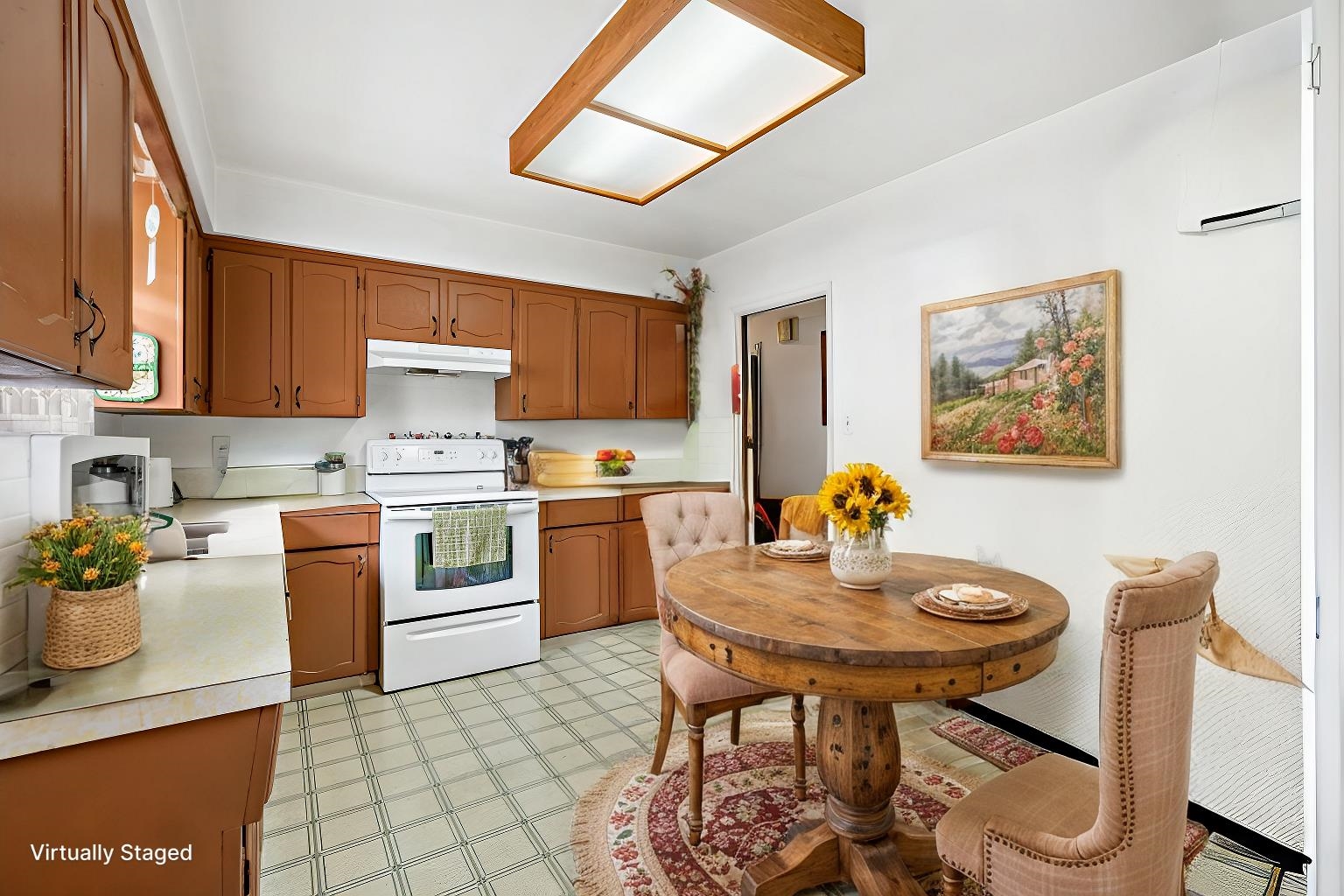 Listing image of 2125 BOULEVARD CRESCENT