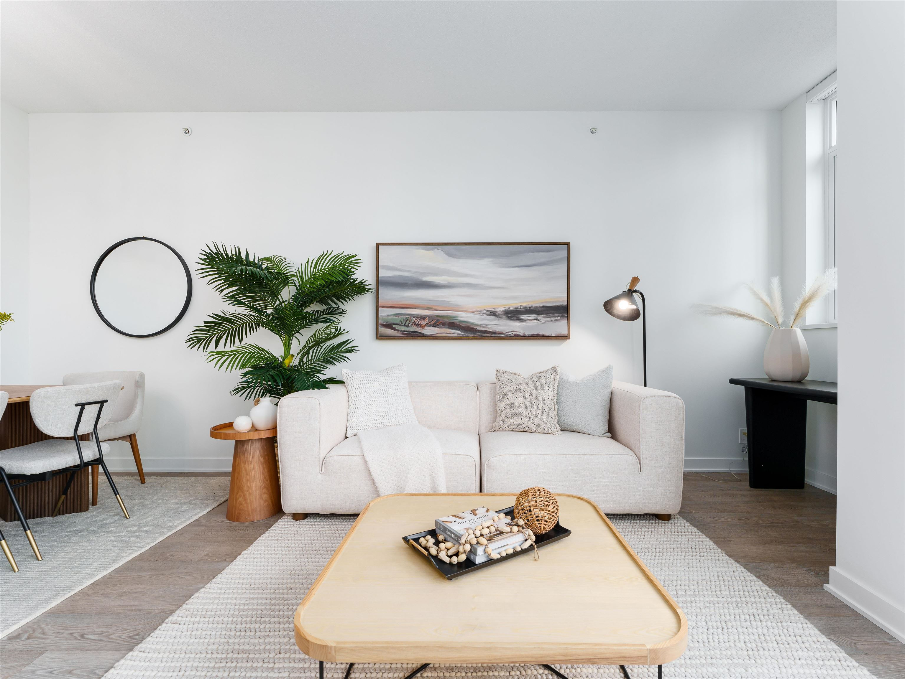 Listing image of 314 1471 HUNTER STREET