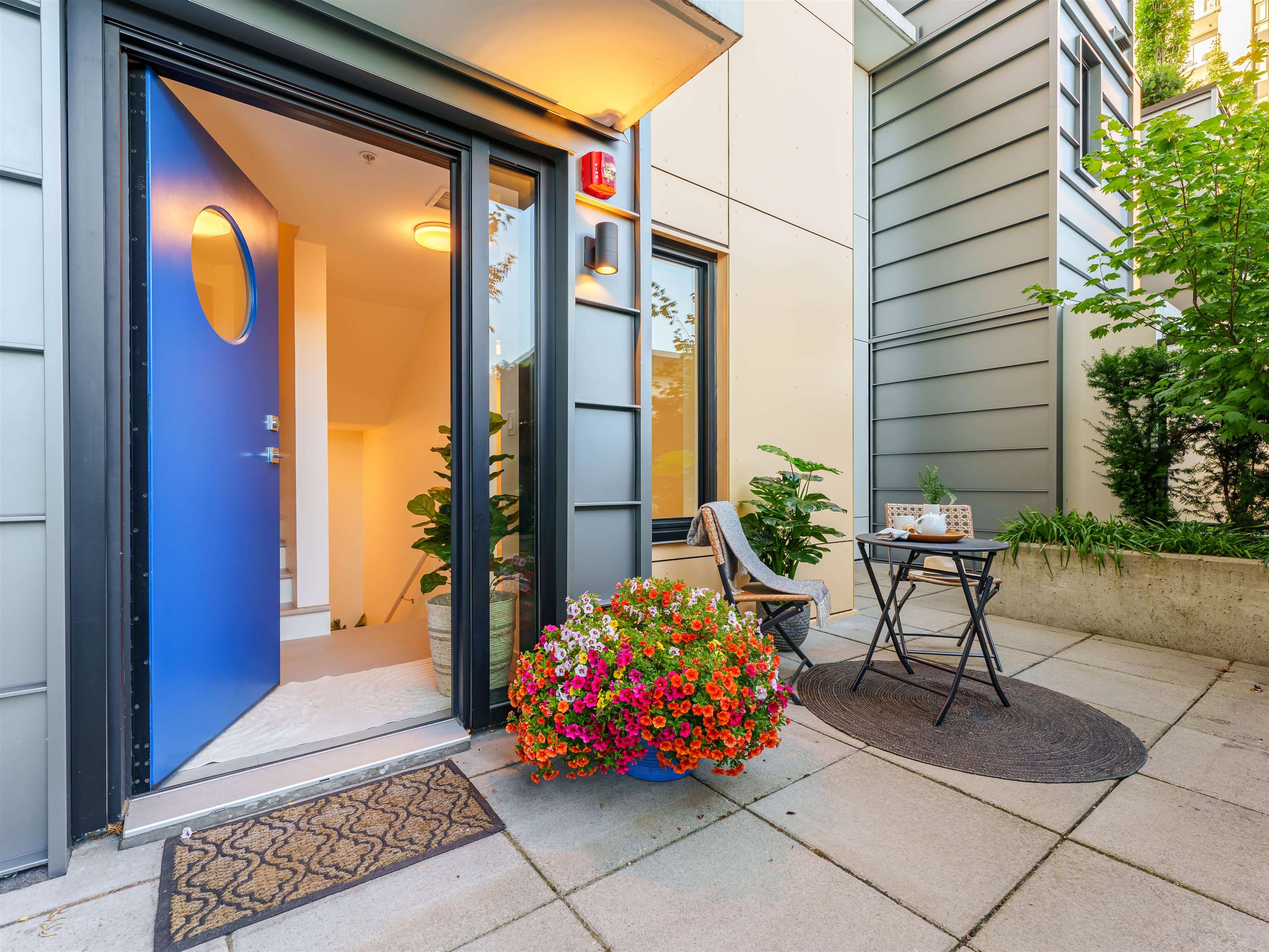 Listing image of 314 1471 HUNTER STREET