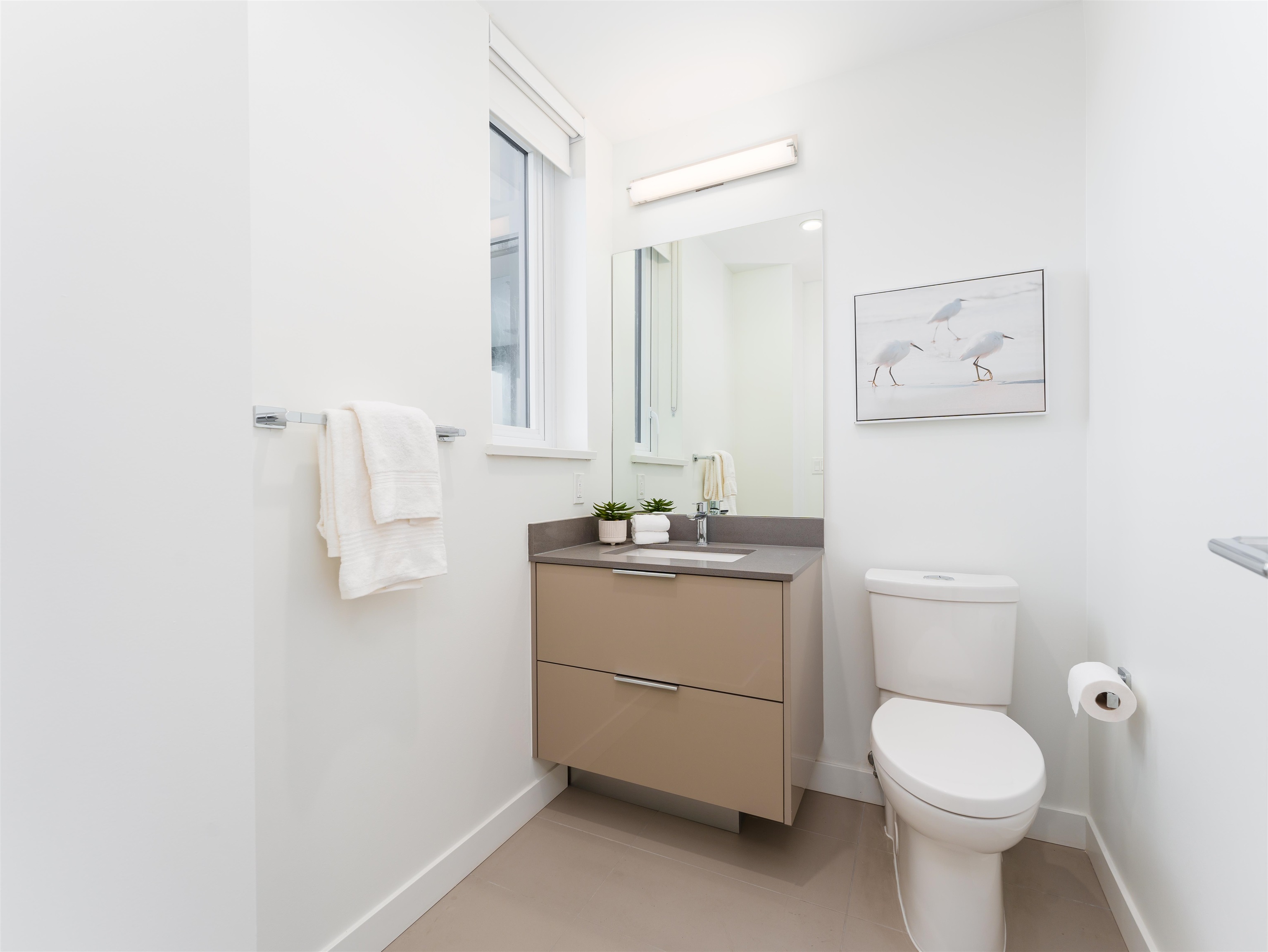 Listing image of 314 1471 HUNTER STREET