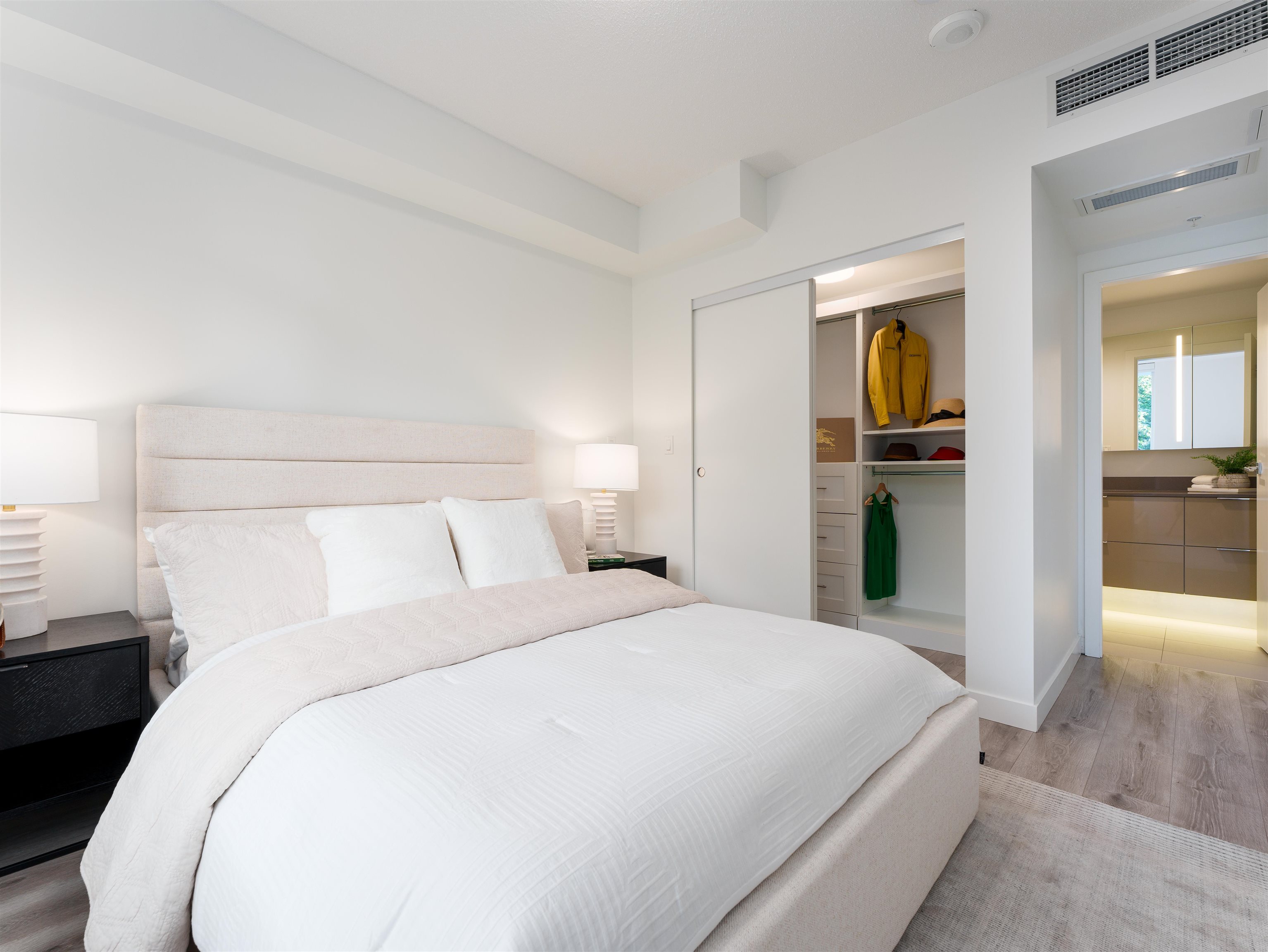 Listing image of 314 1471 HUNTER STREET