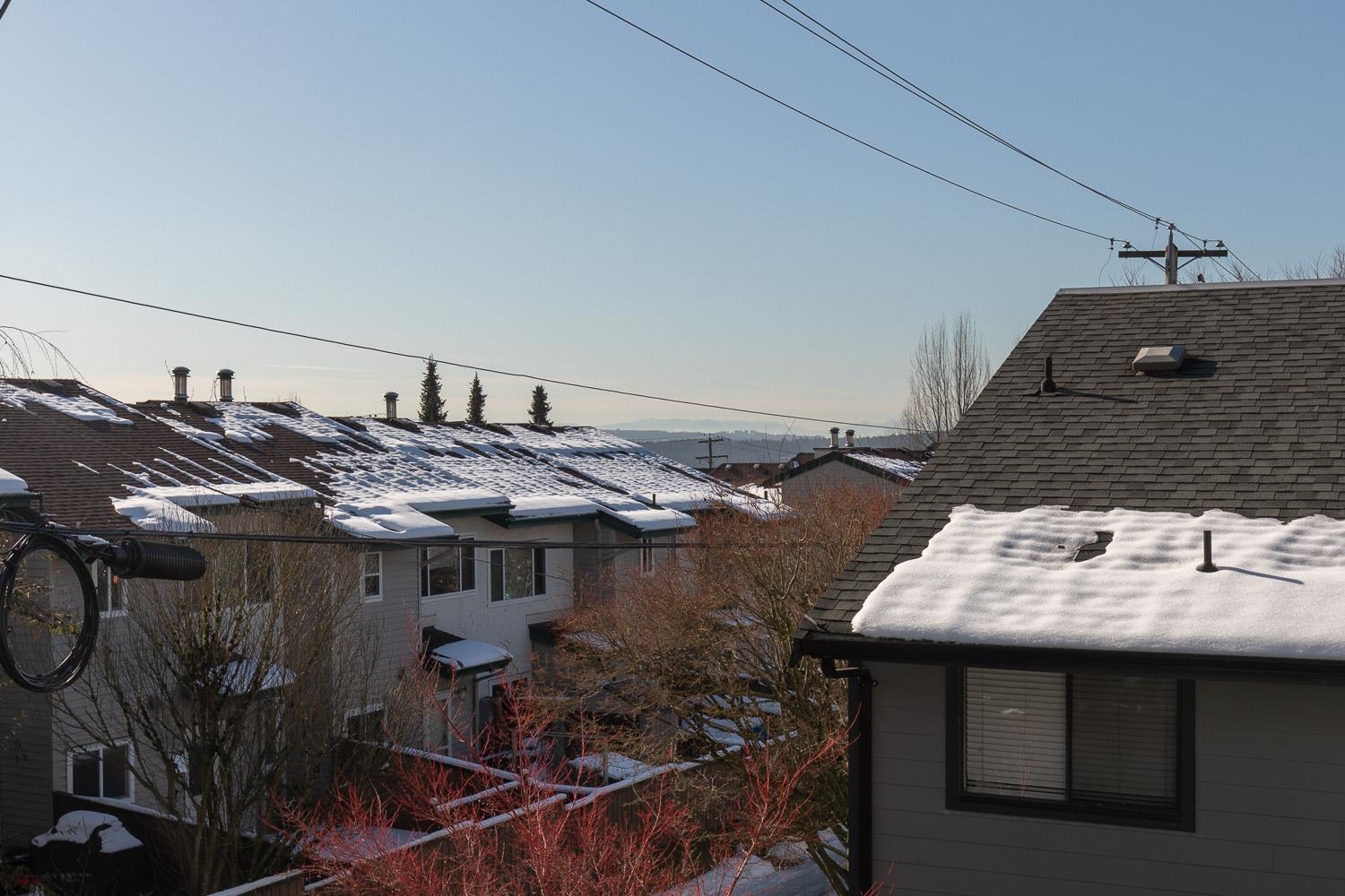 Listing image of 116 1345 CHESTERFIELD AVENUE