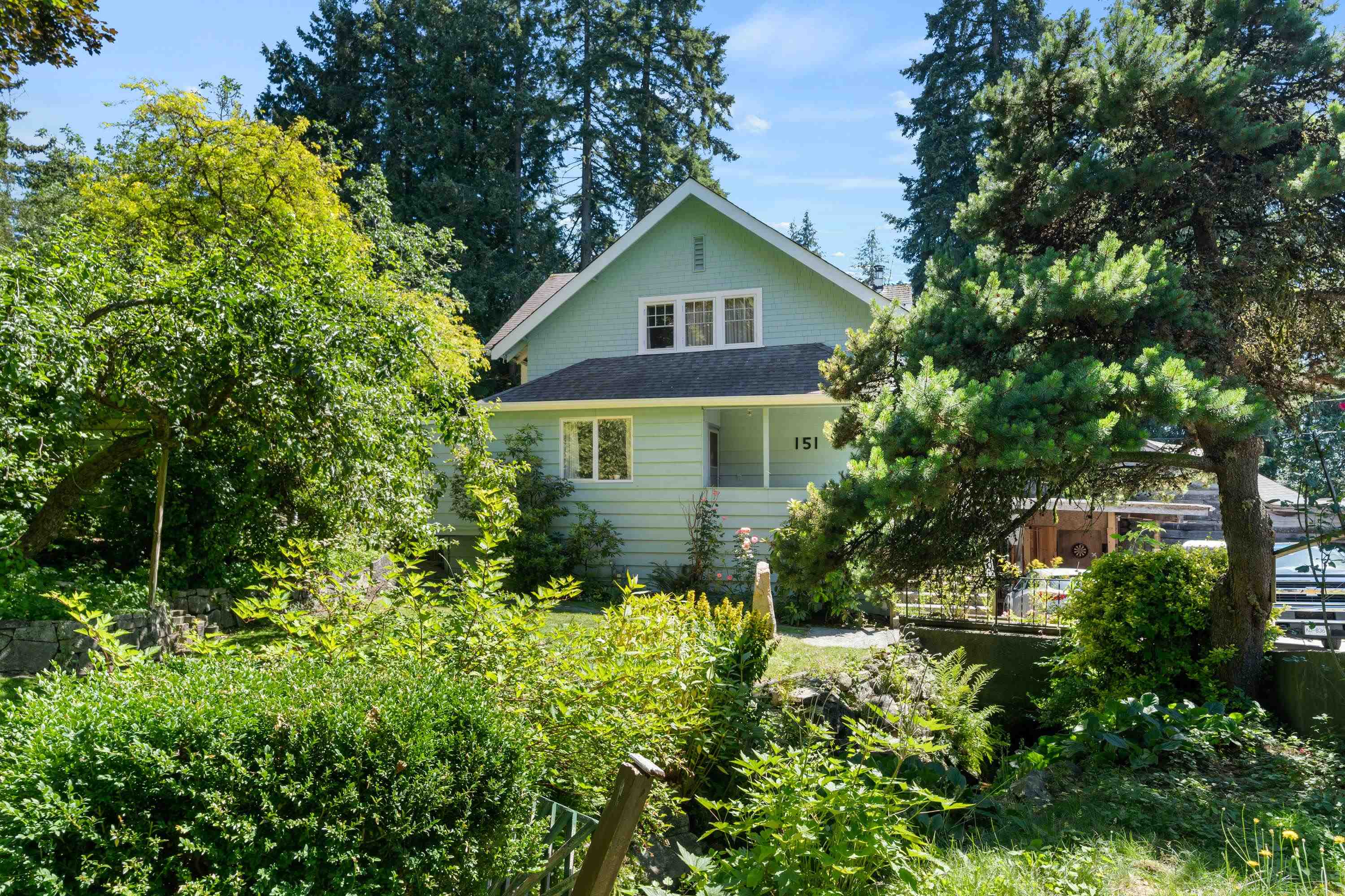 Listing image of 145-151 E KINGS ROAD