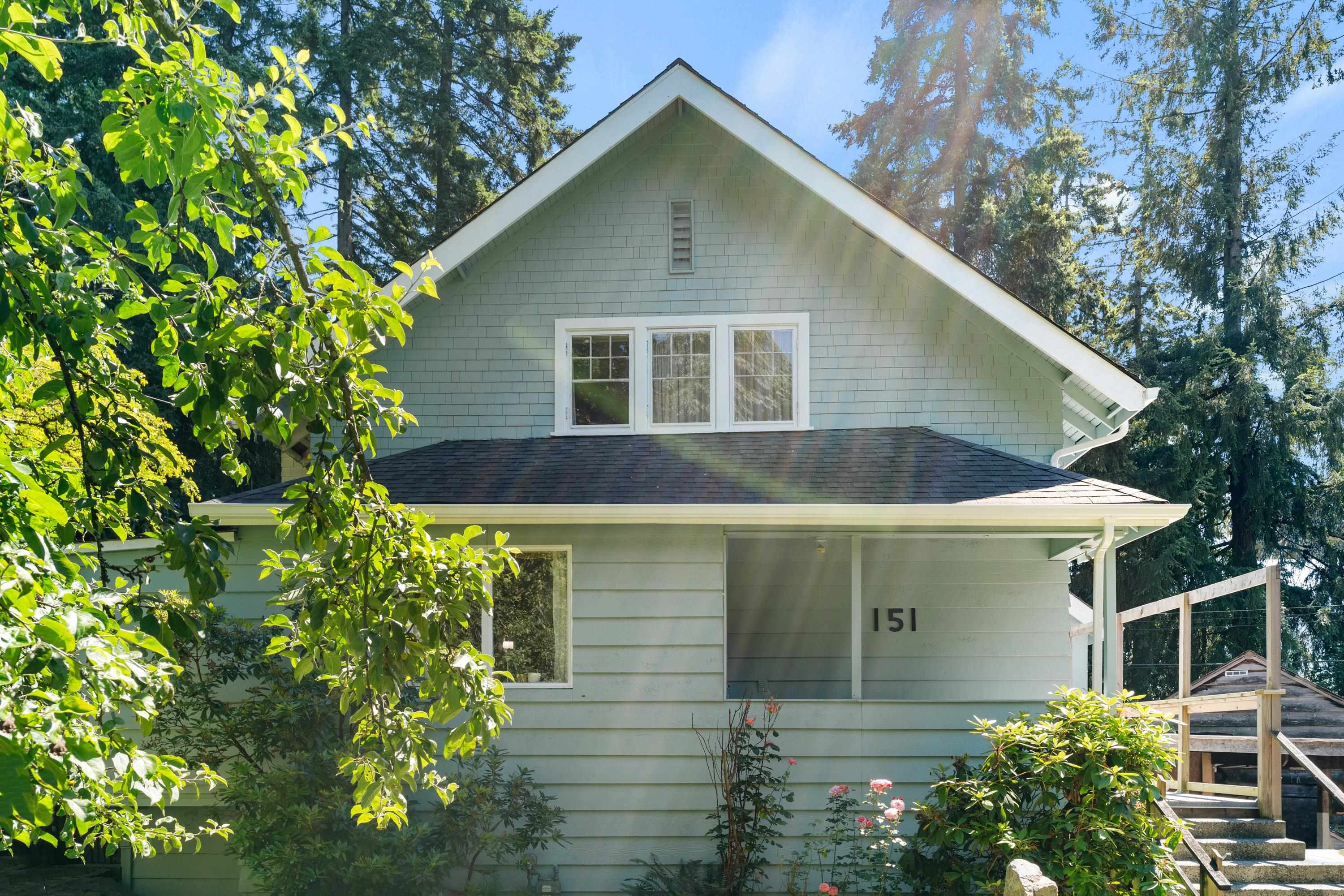 Listing image of 145-151 E KINGS ROAD