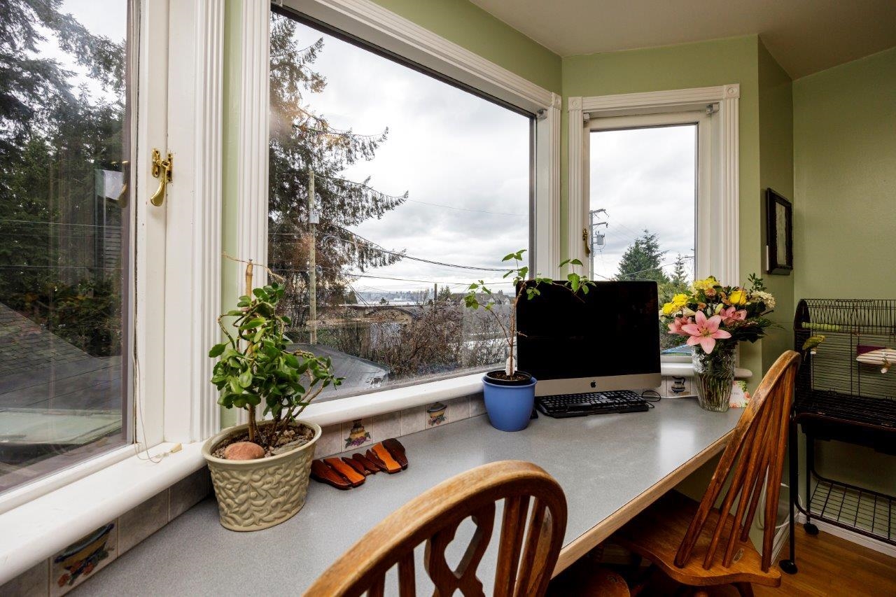 Listing image of 145-151 E KINGS ROAD