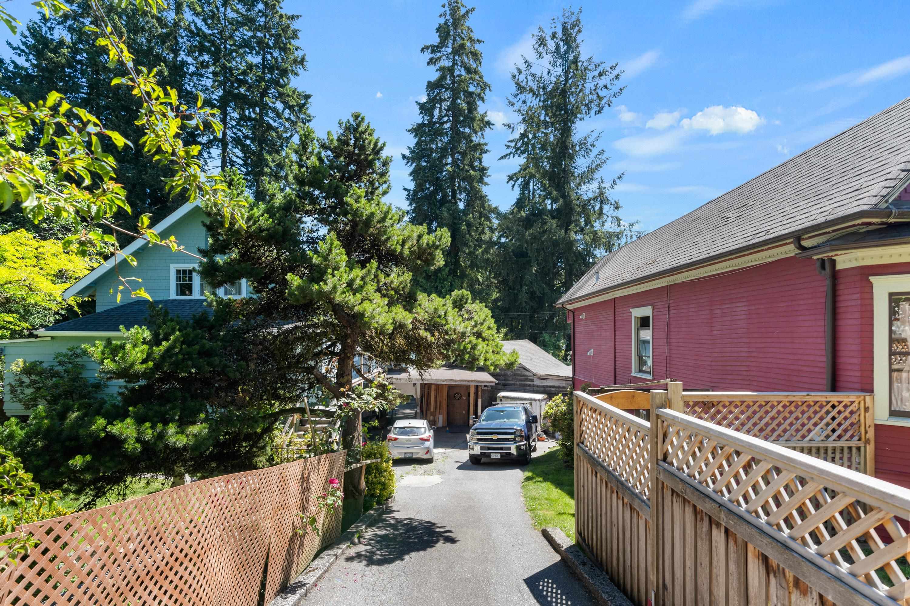 Listing image of 145-151 E KINGS ROAD