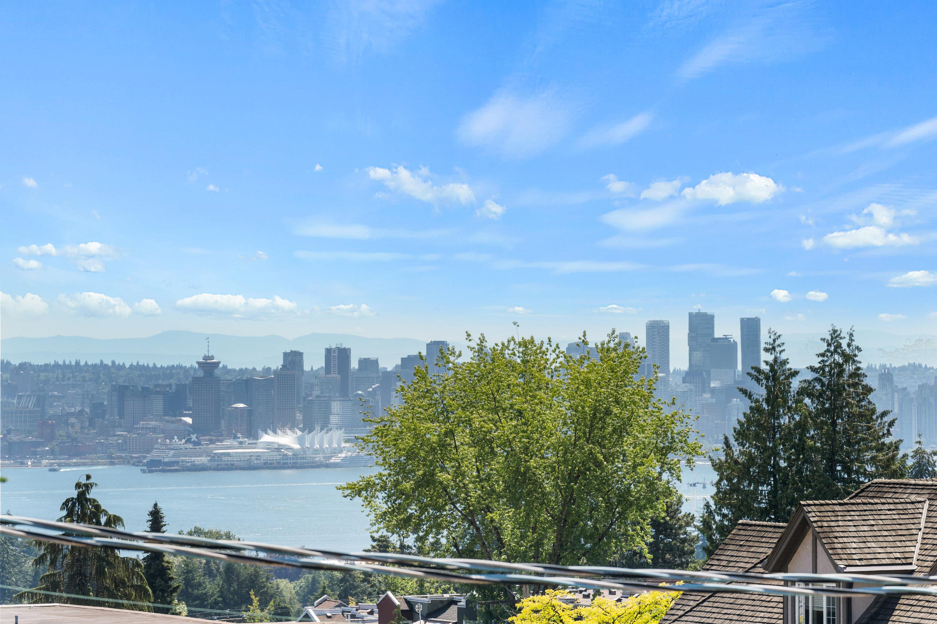 Listing image of 145-151 E KINGS ROAD