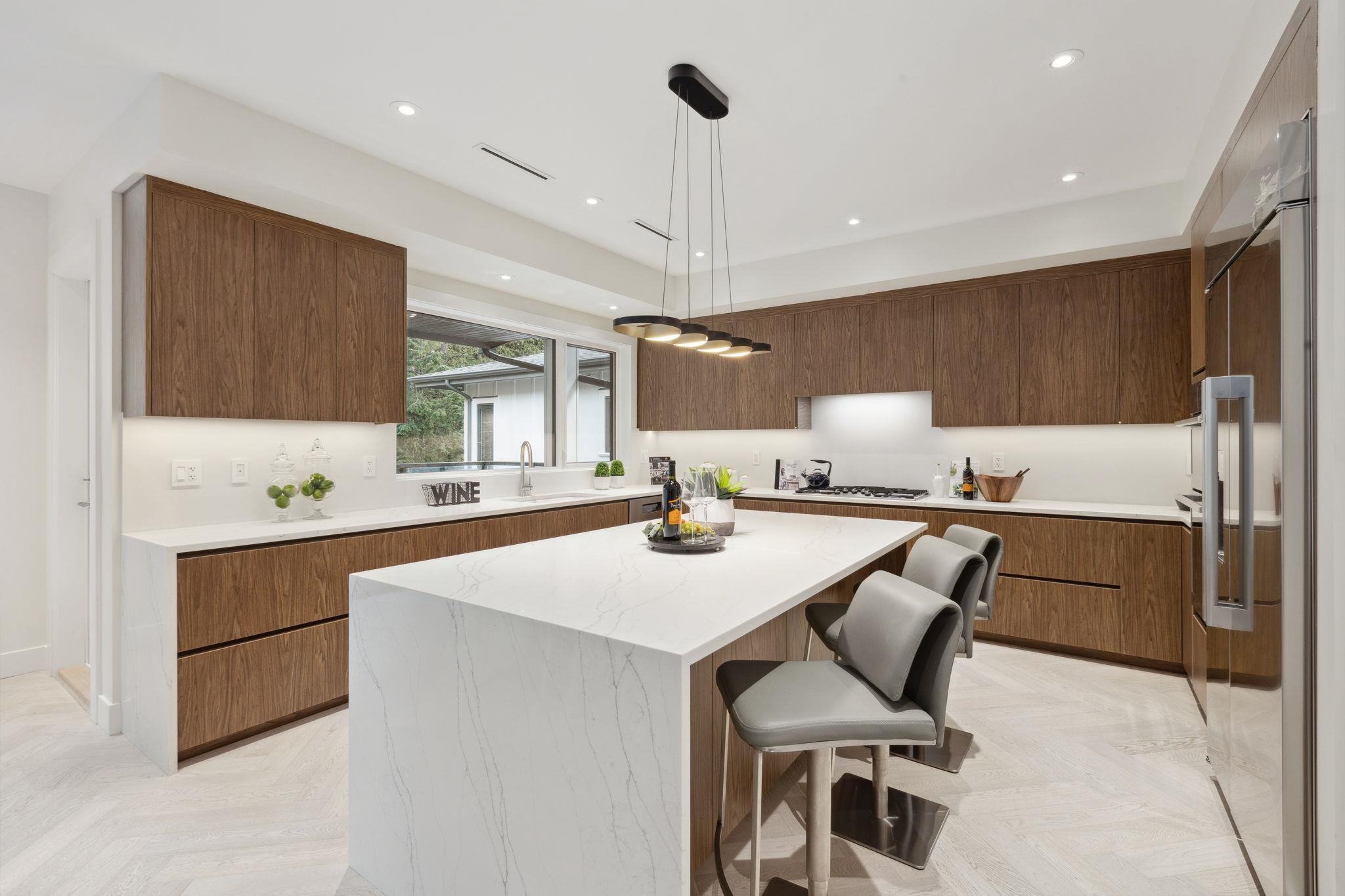 Listing image of 3533 ANNE MACDONALD WAY