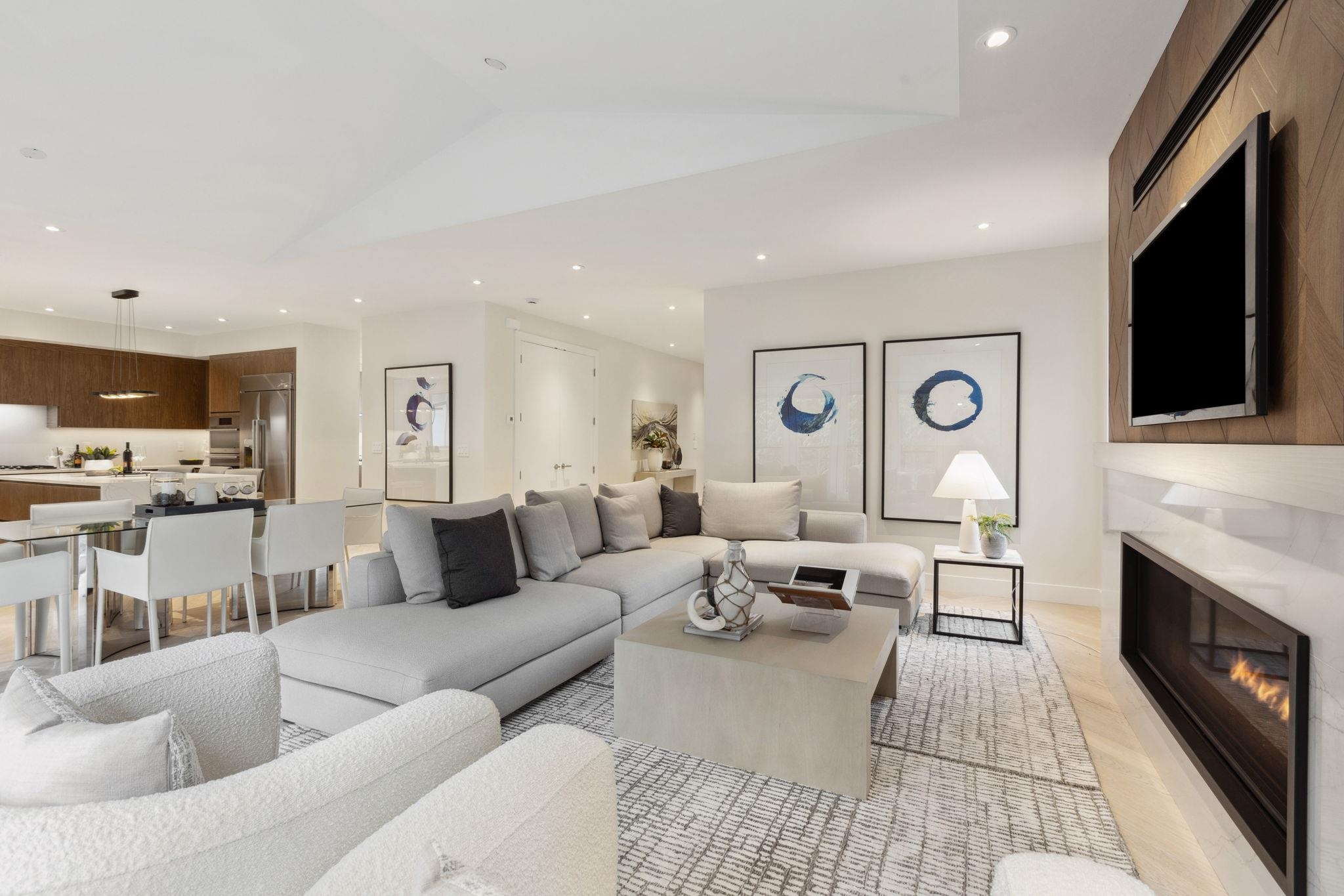 Listing image of 3533 ANNE MACDONALD WAY
