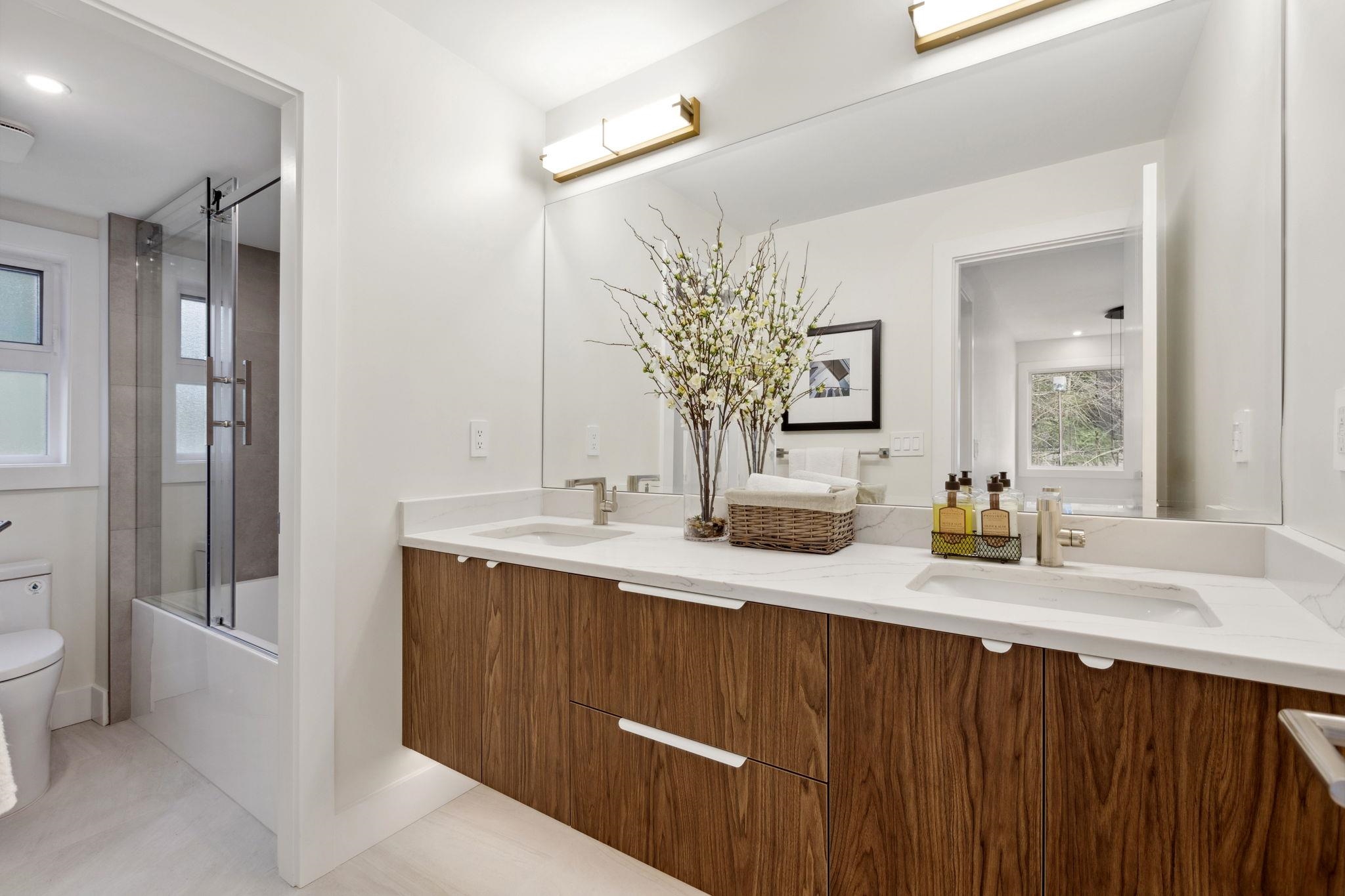 Listing image of 3533 ANNE MACDONALD WAY