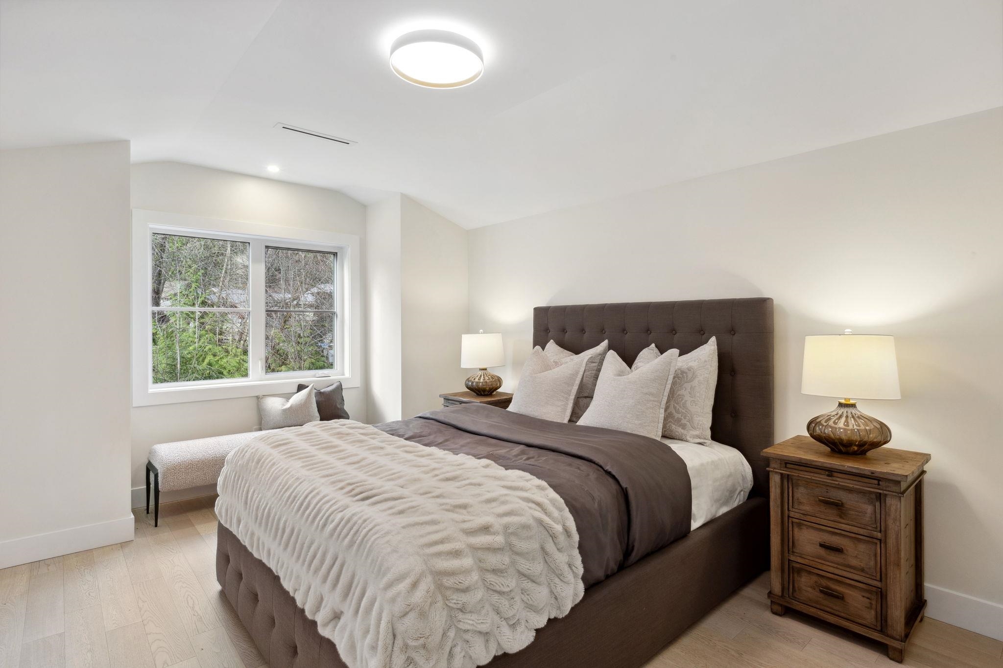 Listing image of 3533 ANNE MACDONALD WAY