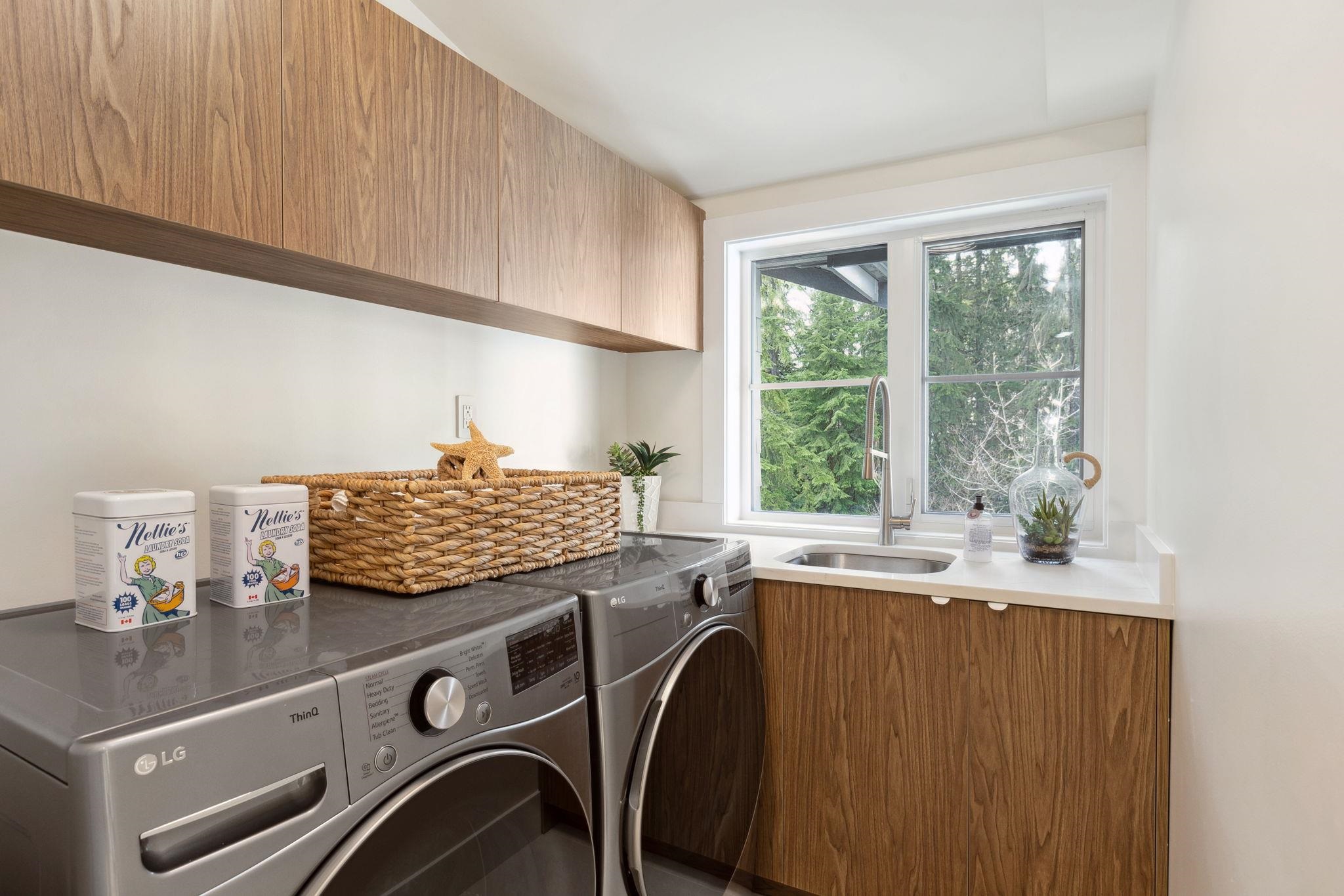 Listing image of 3533 ANNE MACDONALD WAY