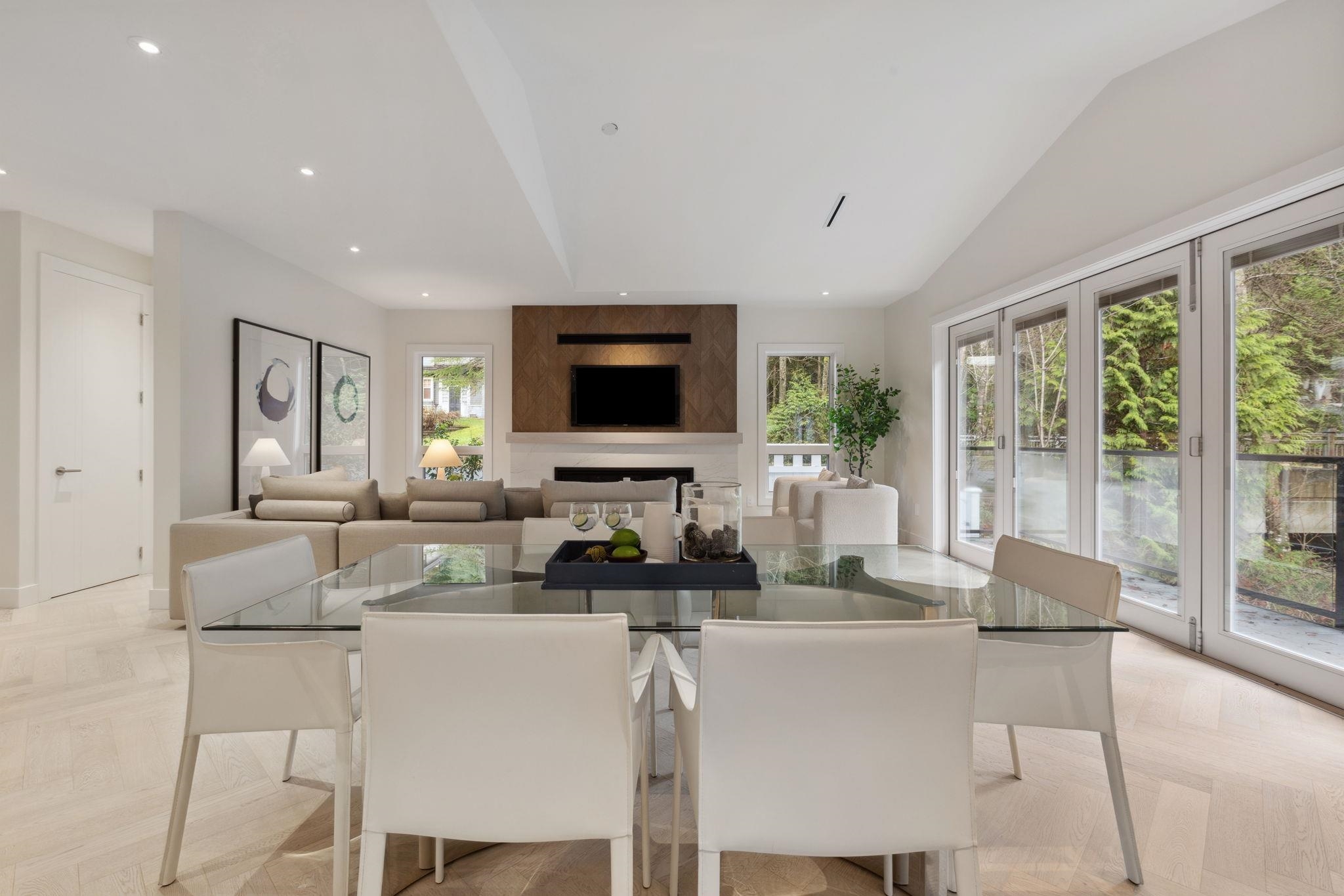 Listing image of 3533 ANNE MACDONALD WAY
