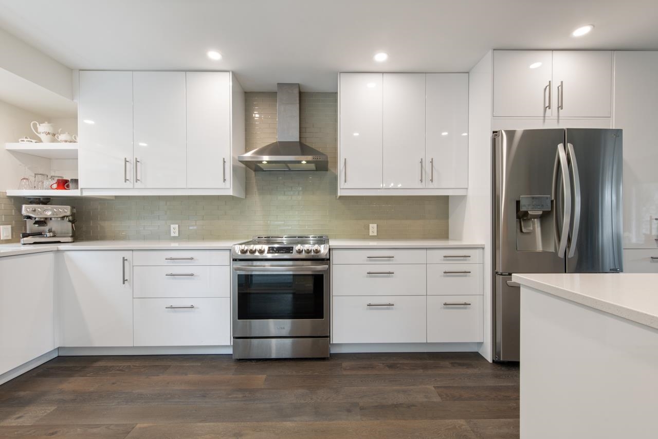 Listing image of 3788 ST. ANDREWS AVENUE