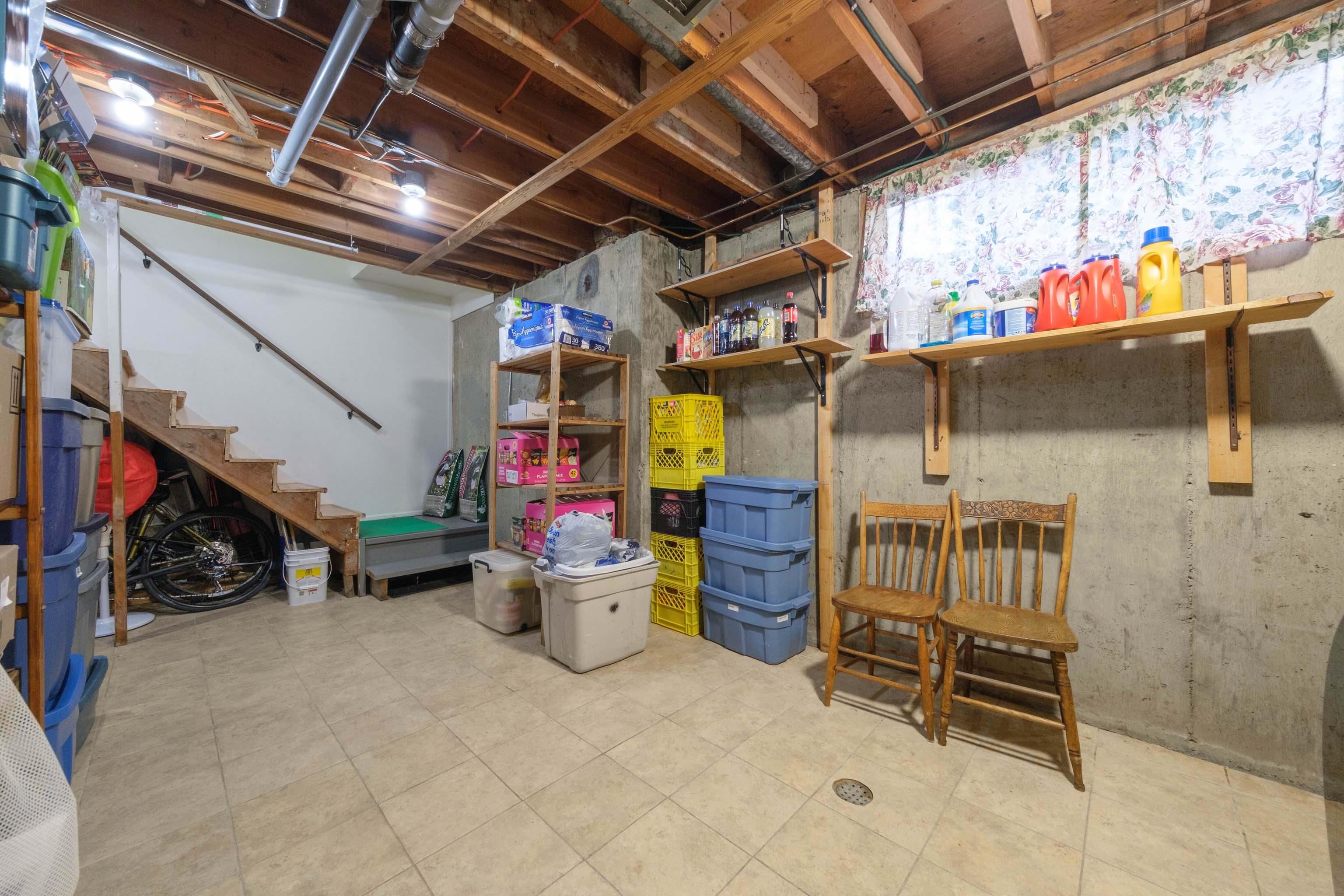 Listing image of 899 OLD LILLOOET ROAD