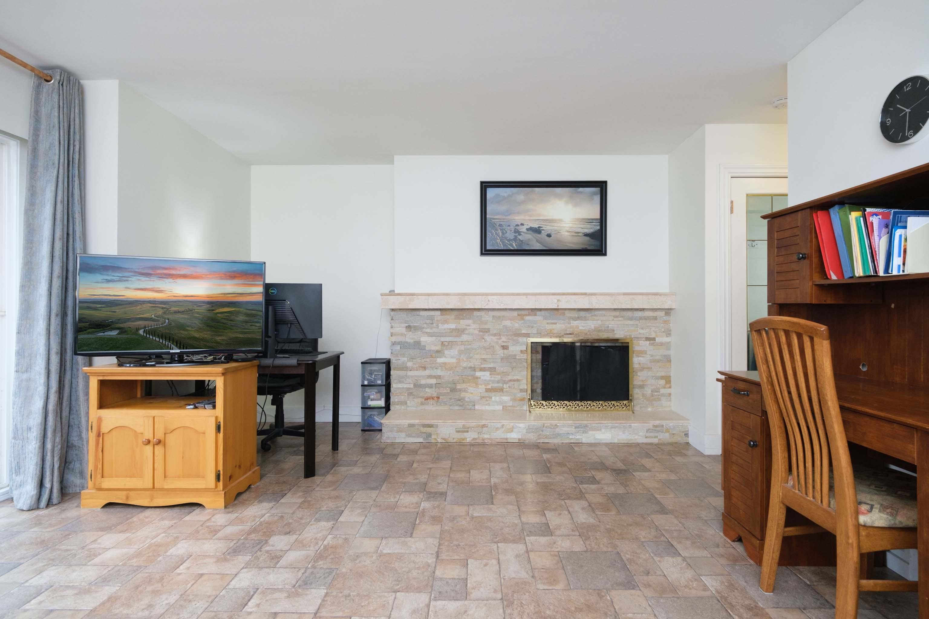 Listing image of 899 OLD LILLOOET ROAD