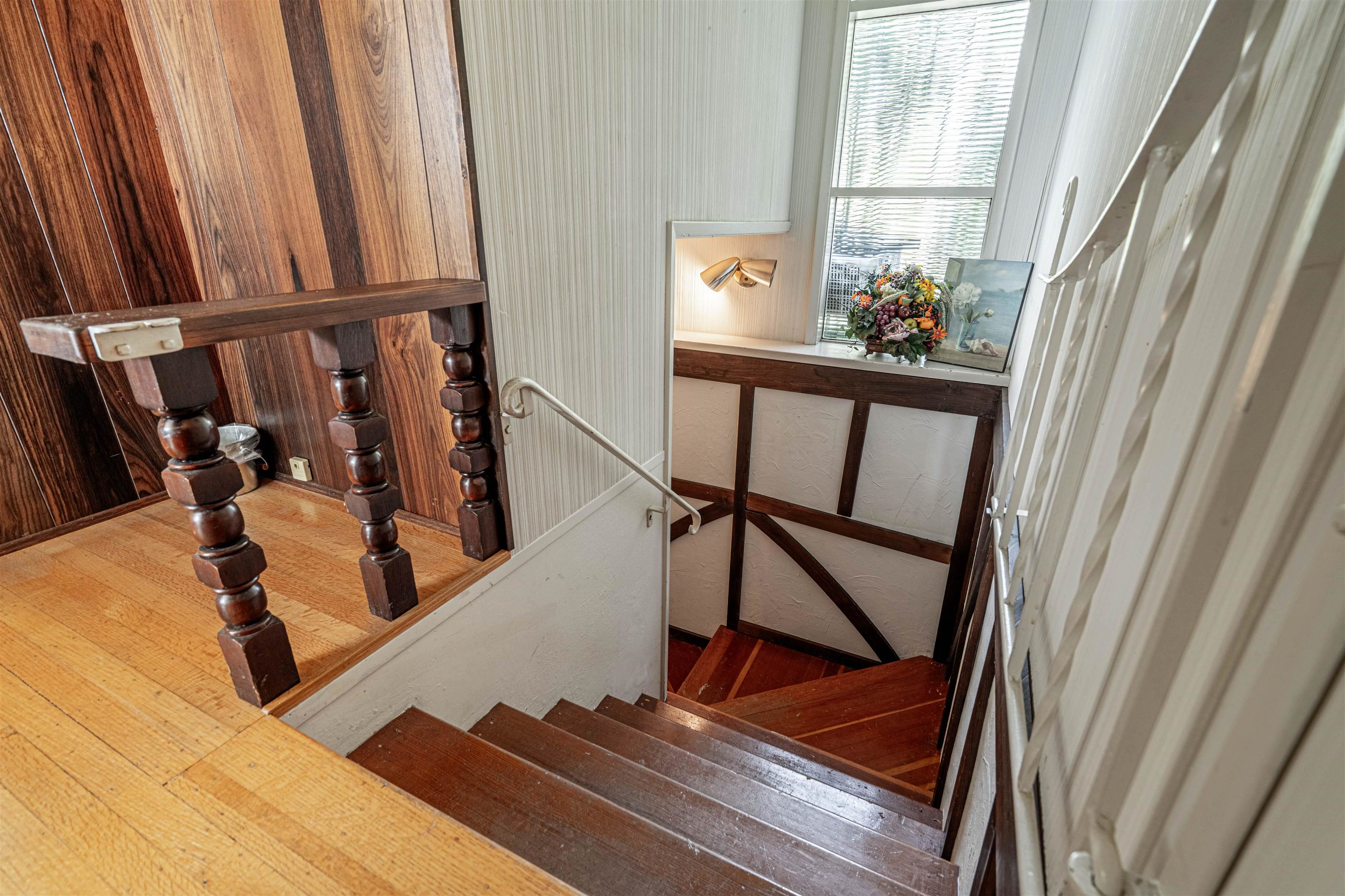 Listing image of 2150 NELSON AVENUE
