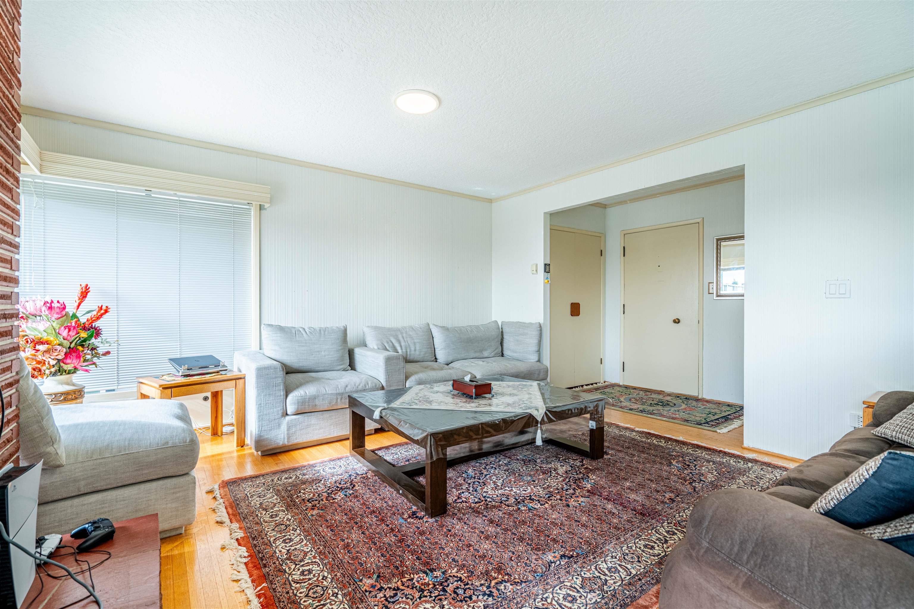 Listing image of 2150 NELSON AVENUE