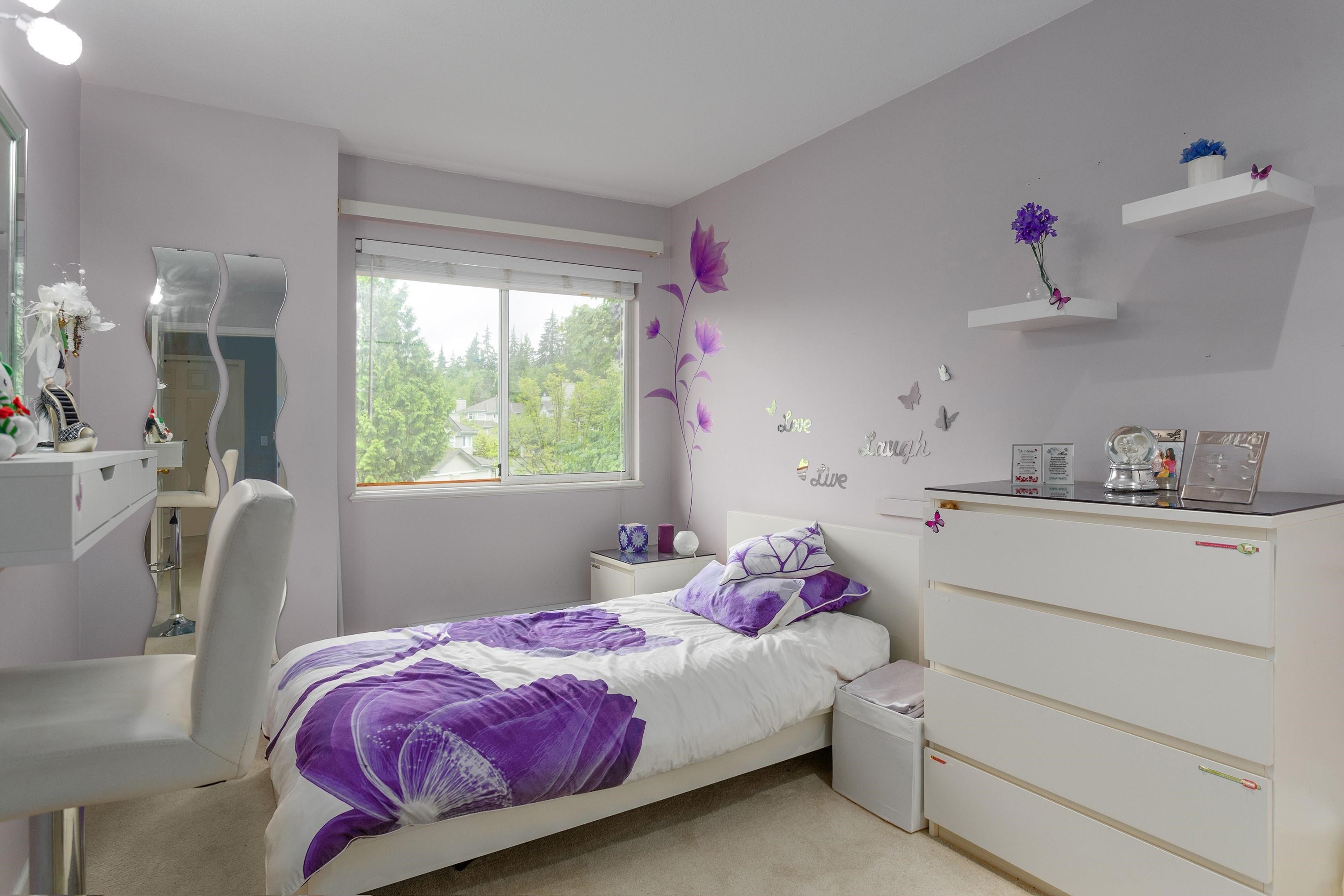 Listing image of 810 ROCHE POINT DRIVE