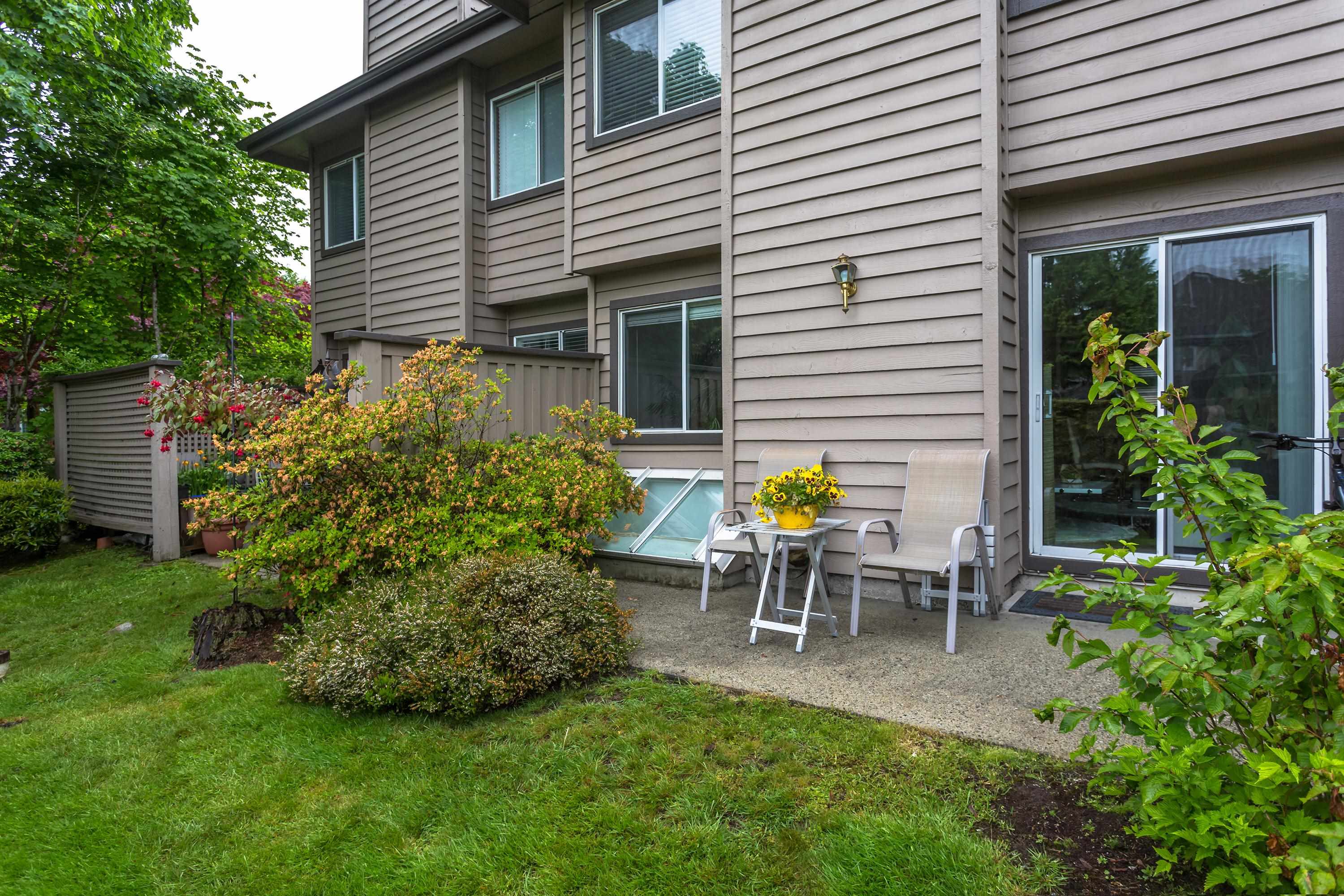 Listing image of 810 ROCHE POINT DRIVE