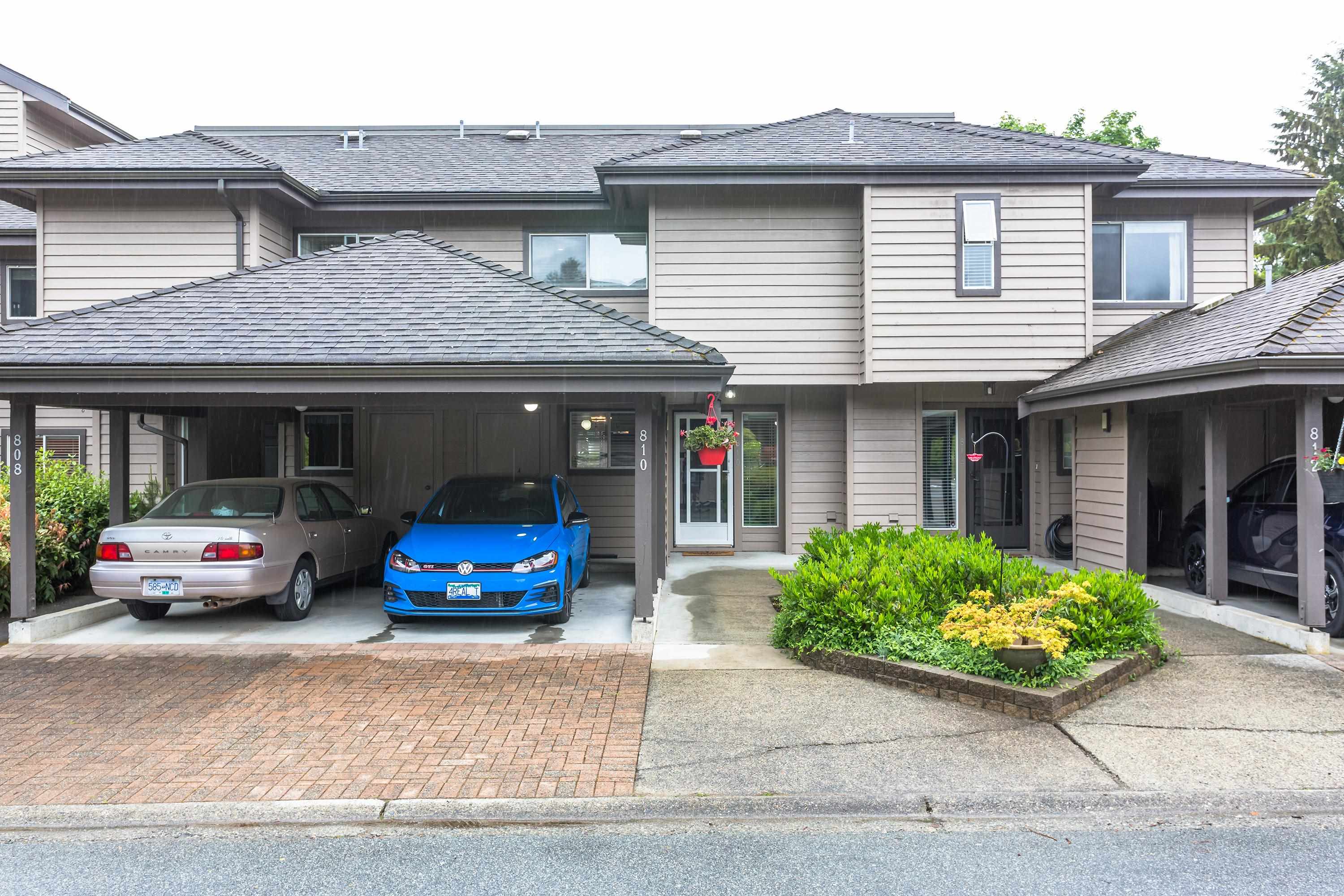 Listing image of 810 ROCHE POINT DRIVE