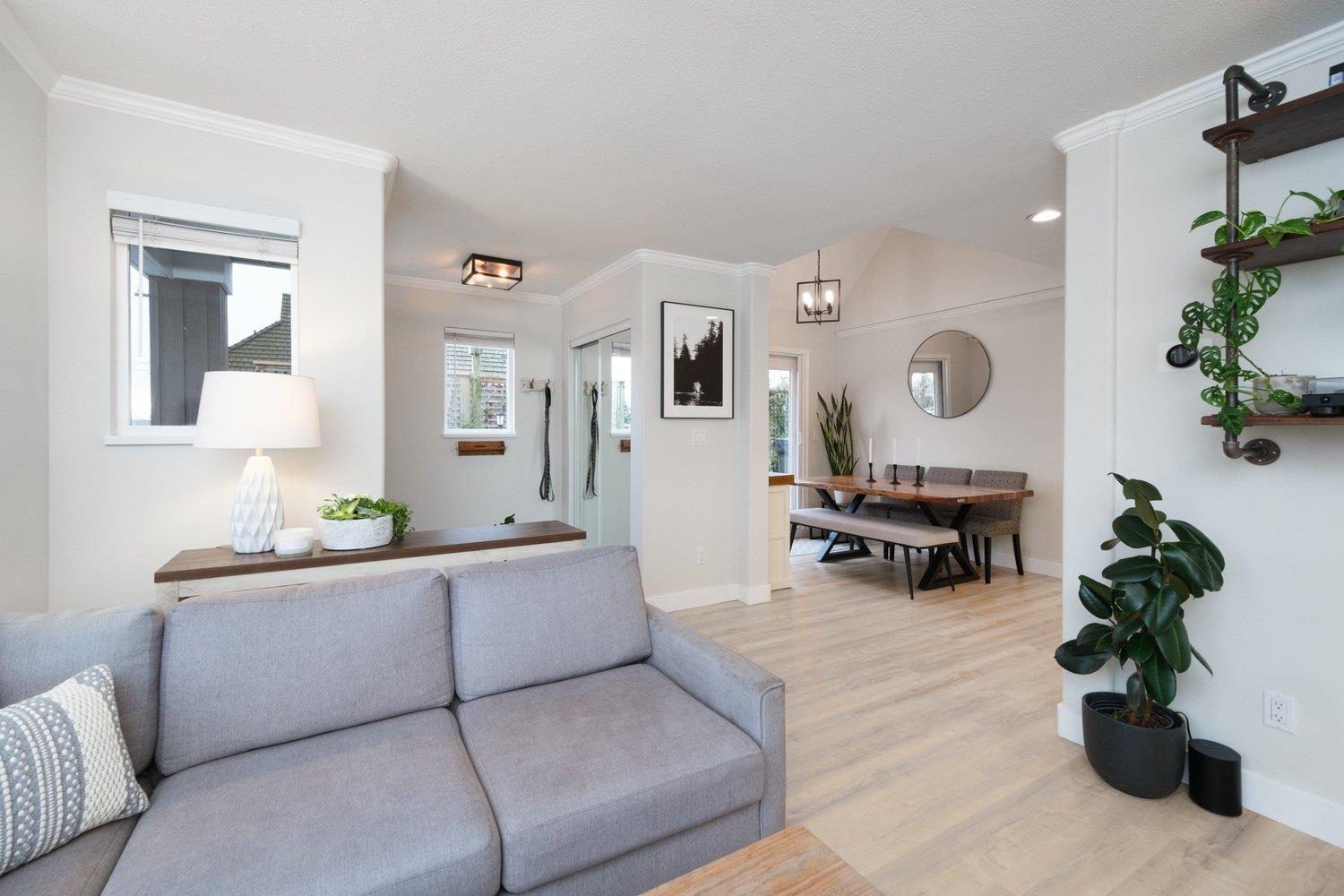 Listing image of 515 ST. ANDREWS AVENUE