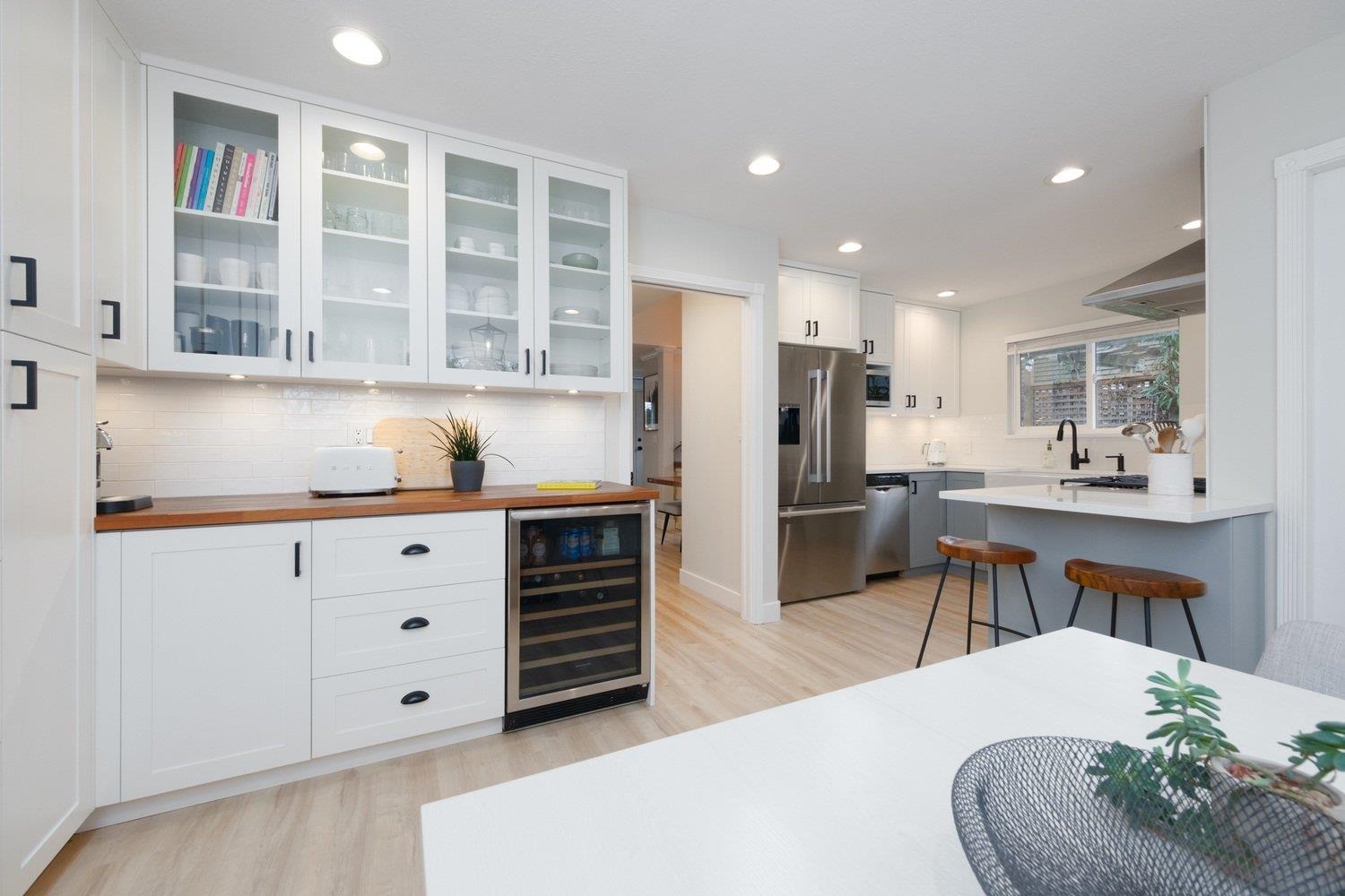 Listing image of 515 ST. ANDREWS AVENUE